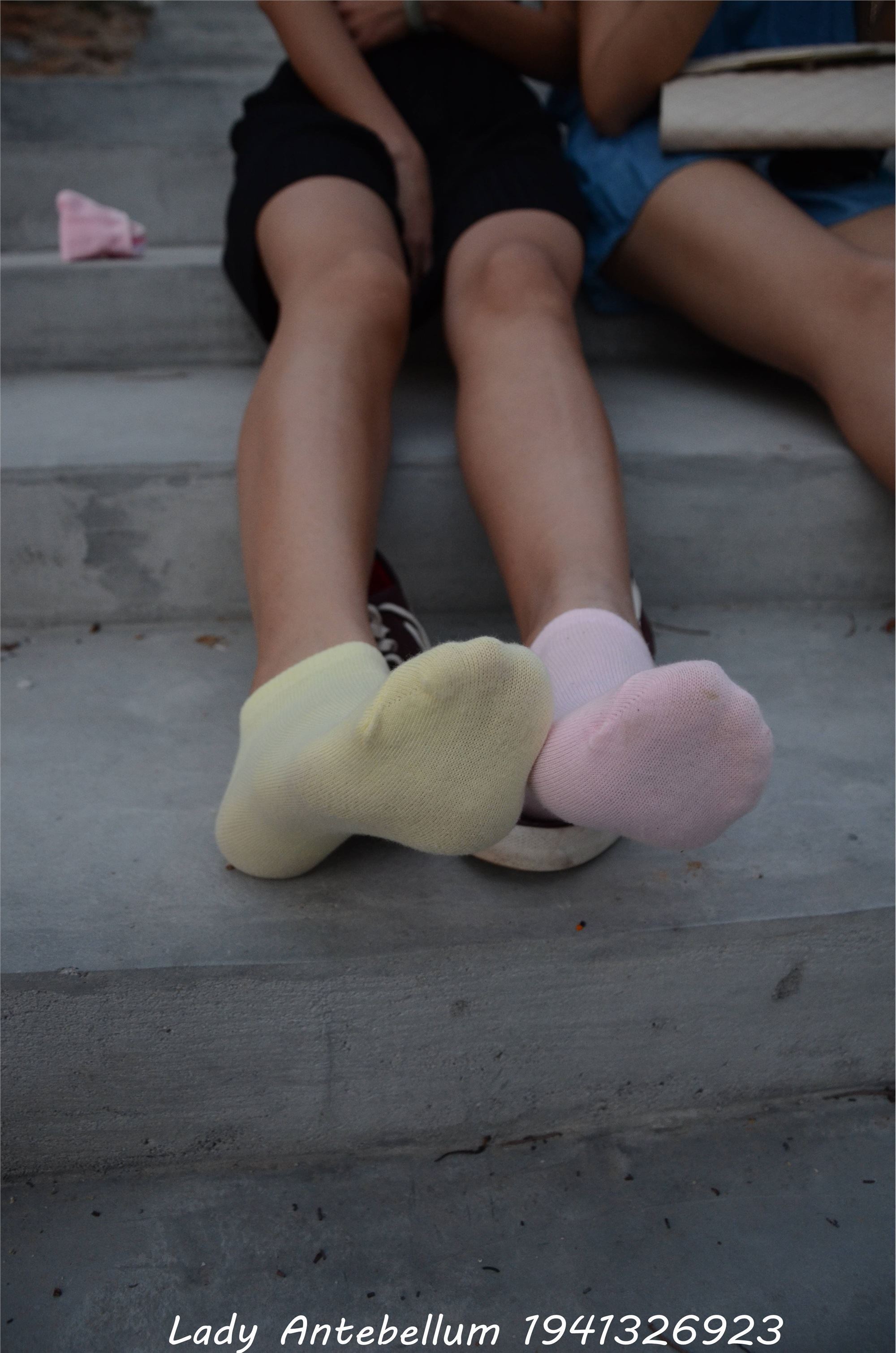 战前女神  恋足美腿棉袜女神级摄影套图 101