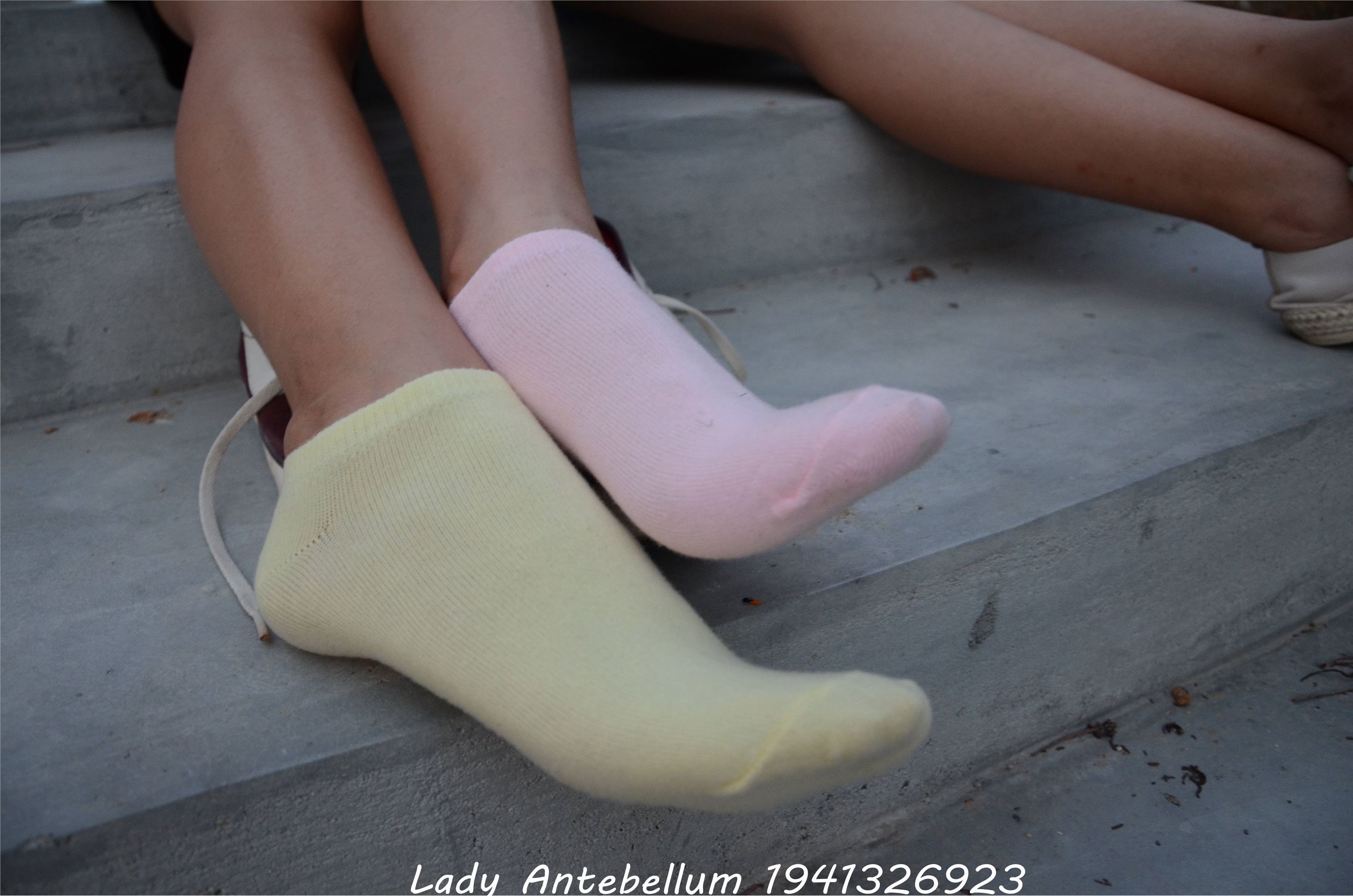 战前女神  恋足美腿棉袜女神级摄影套图 101