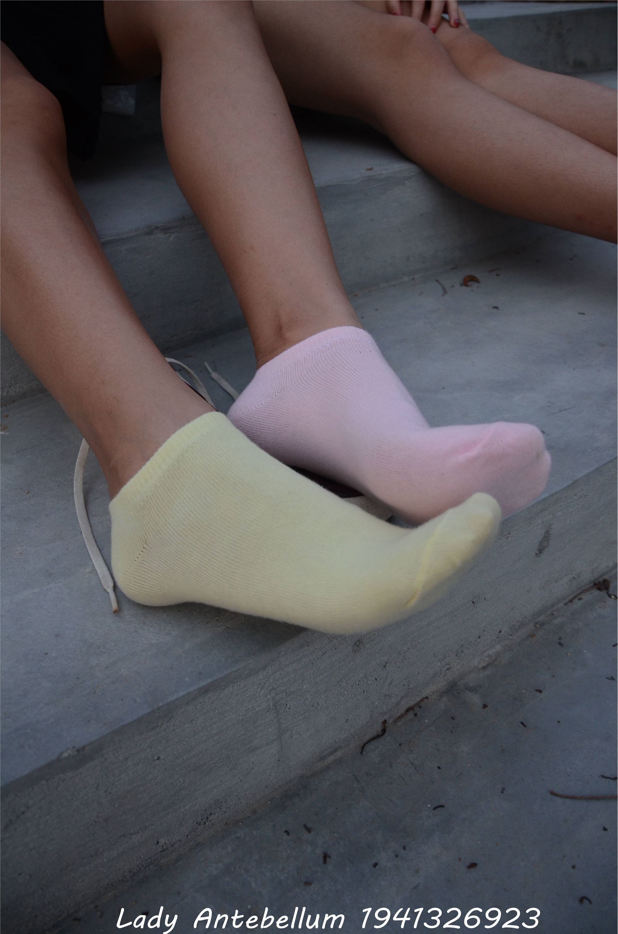 战前女神  恋足美腿棉袜女神级摄影套图 101