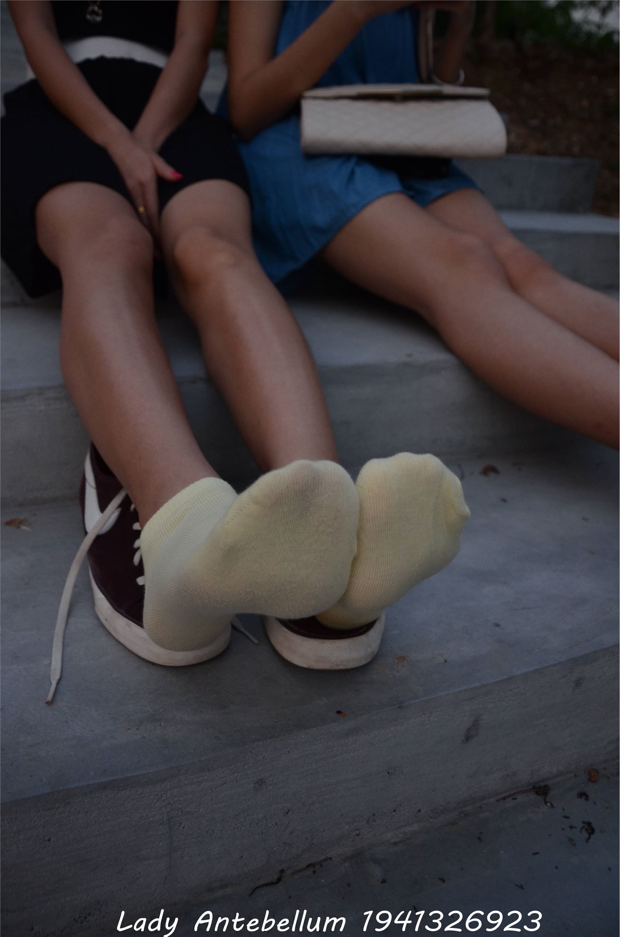 战前女神  恋足美腿棉袜女神级摄影套图 101