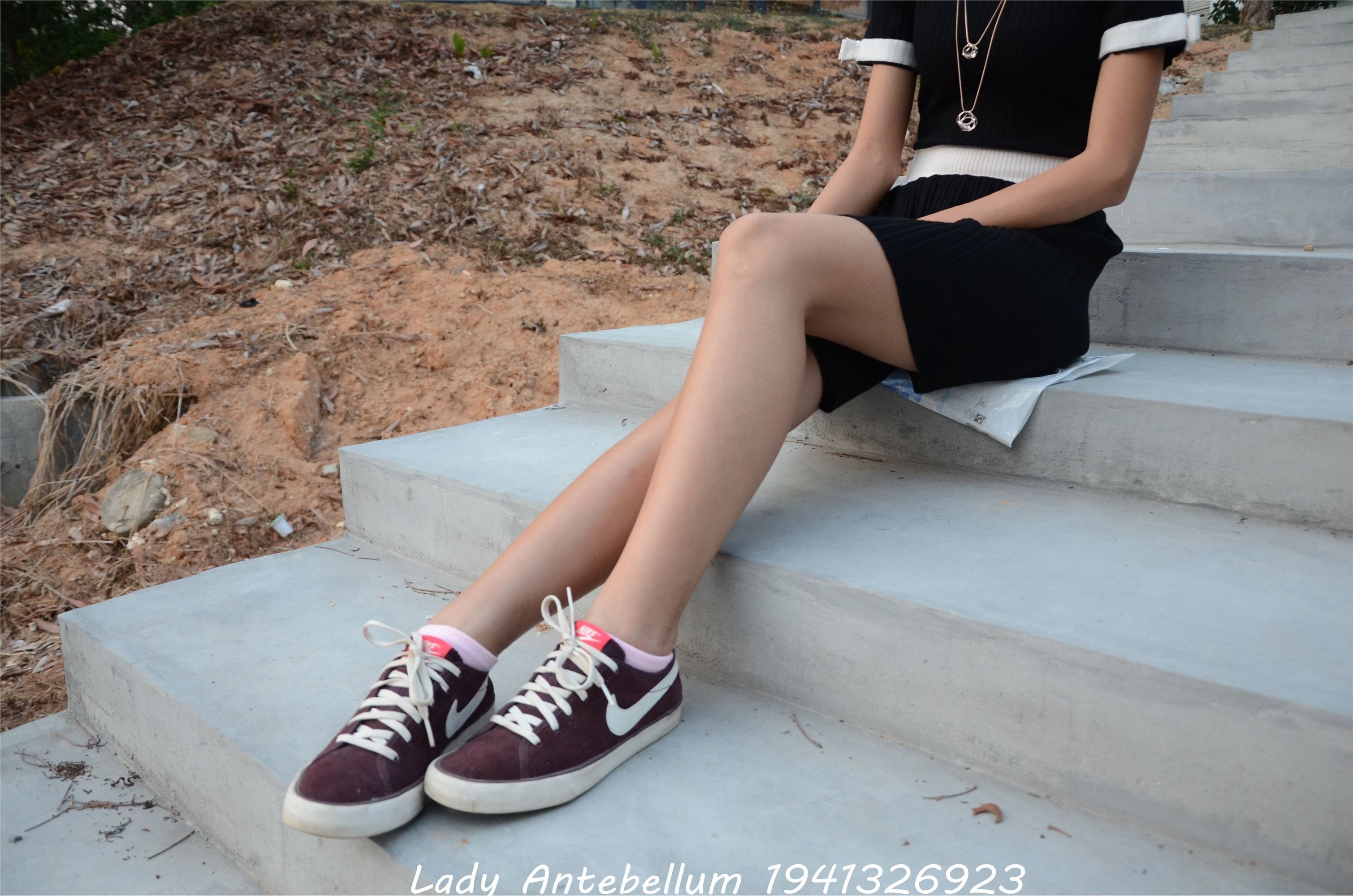 战前女神  恋足美腿棉袜女神级摄影套图 101