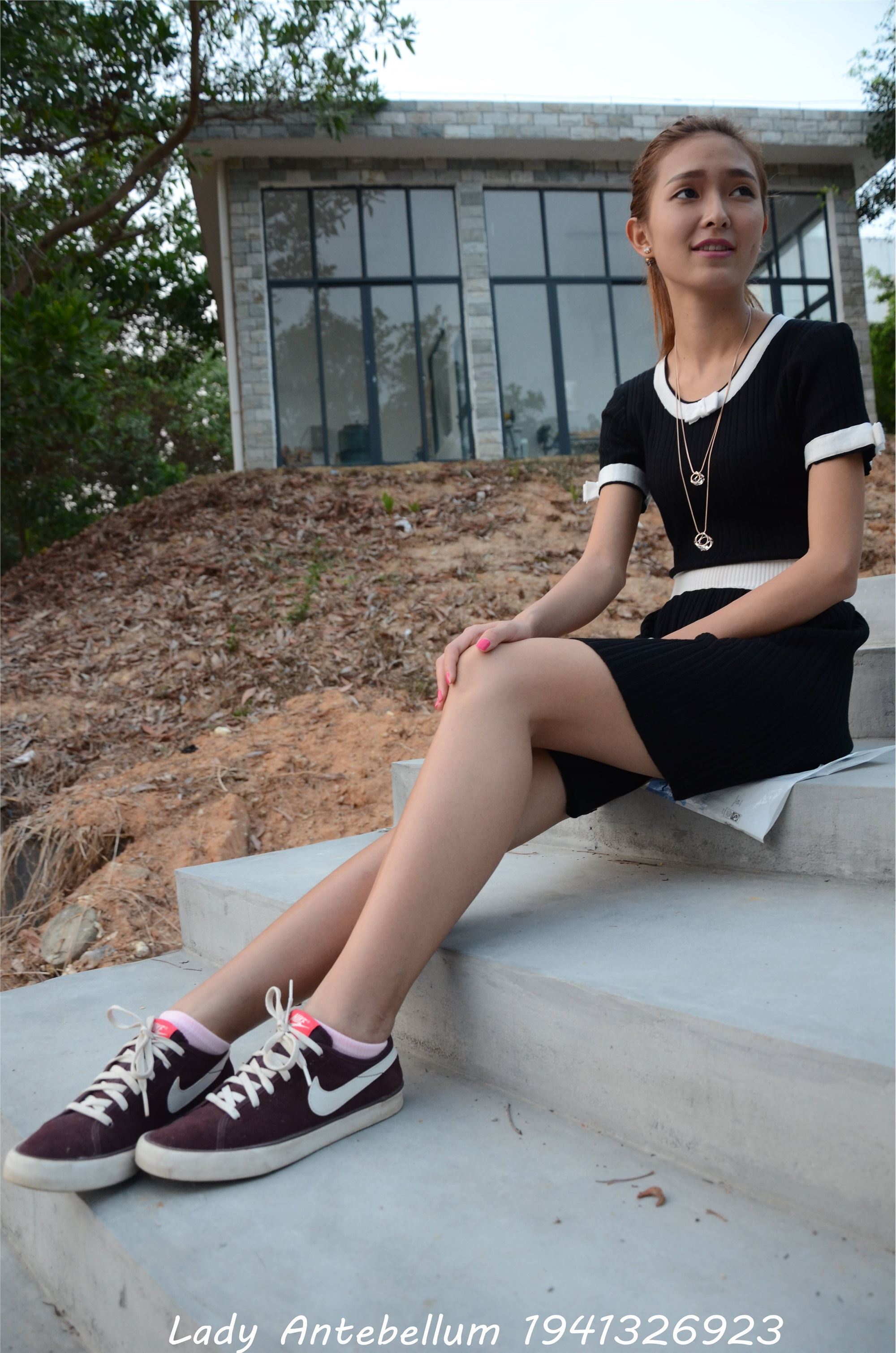 战前女神  恋足美腿棉袜女神级摄影套图 101