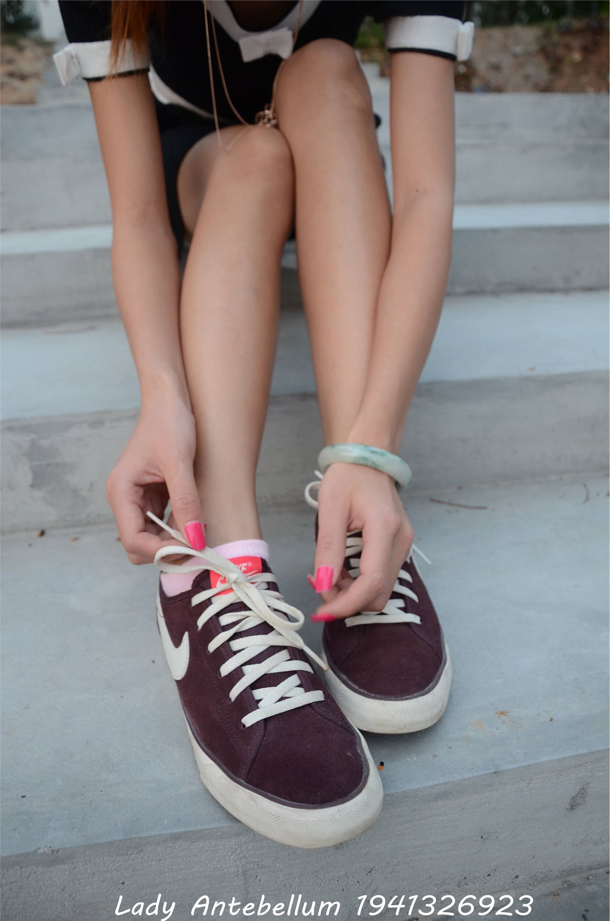 战前女神  恋足美腿棉袜女神级摄影套图 101