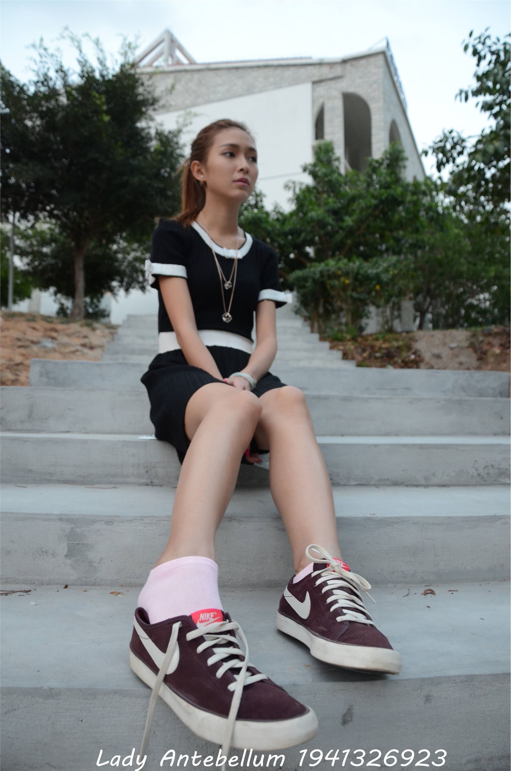 战前女神  恋足美腿棉袜女神级摄影套图 101