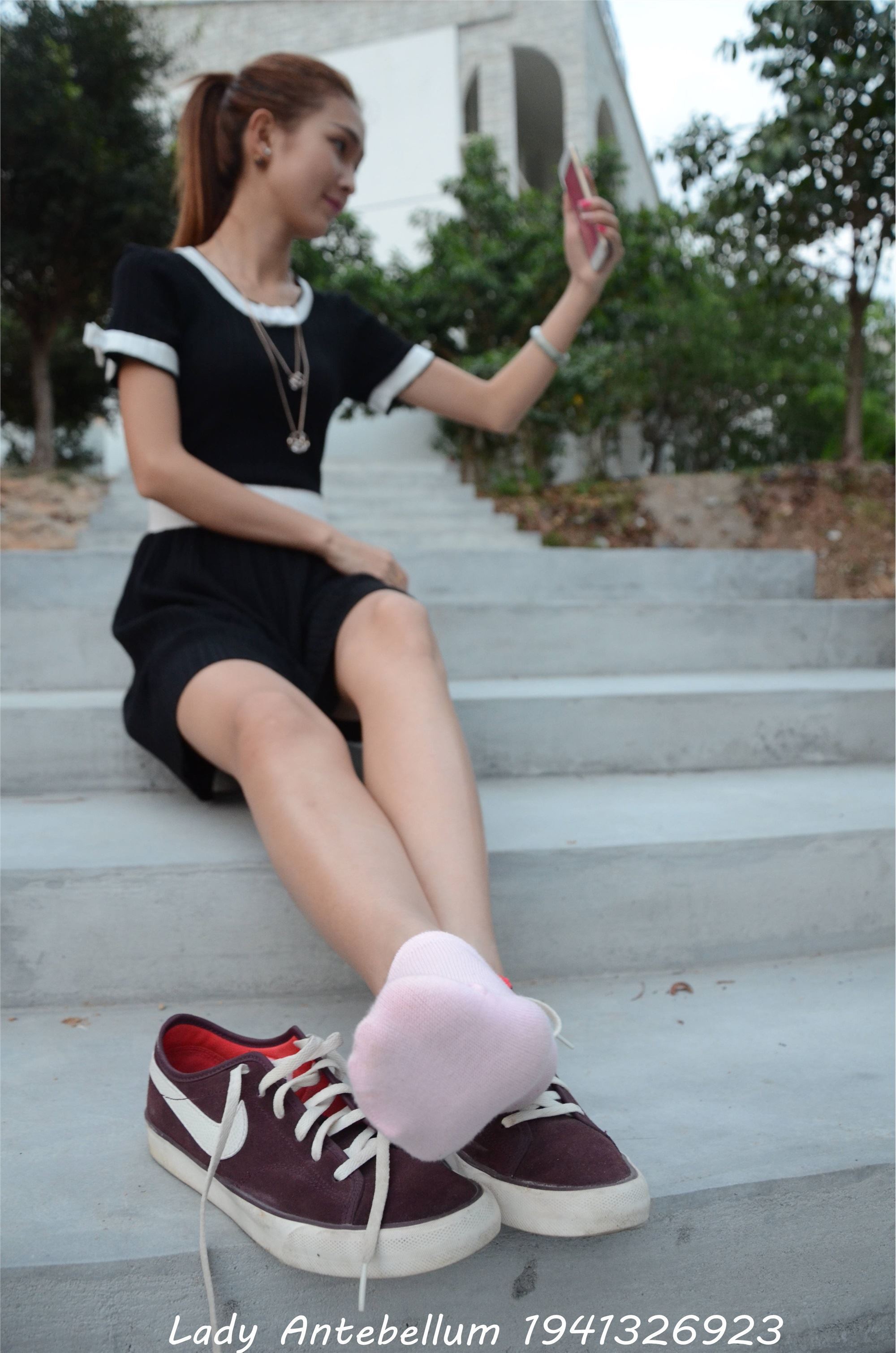 战前女神  恋足美腿棉袜女神级摄影套图 101