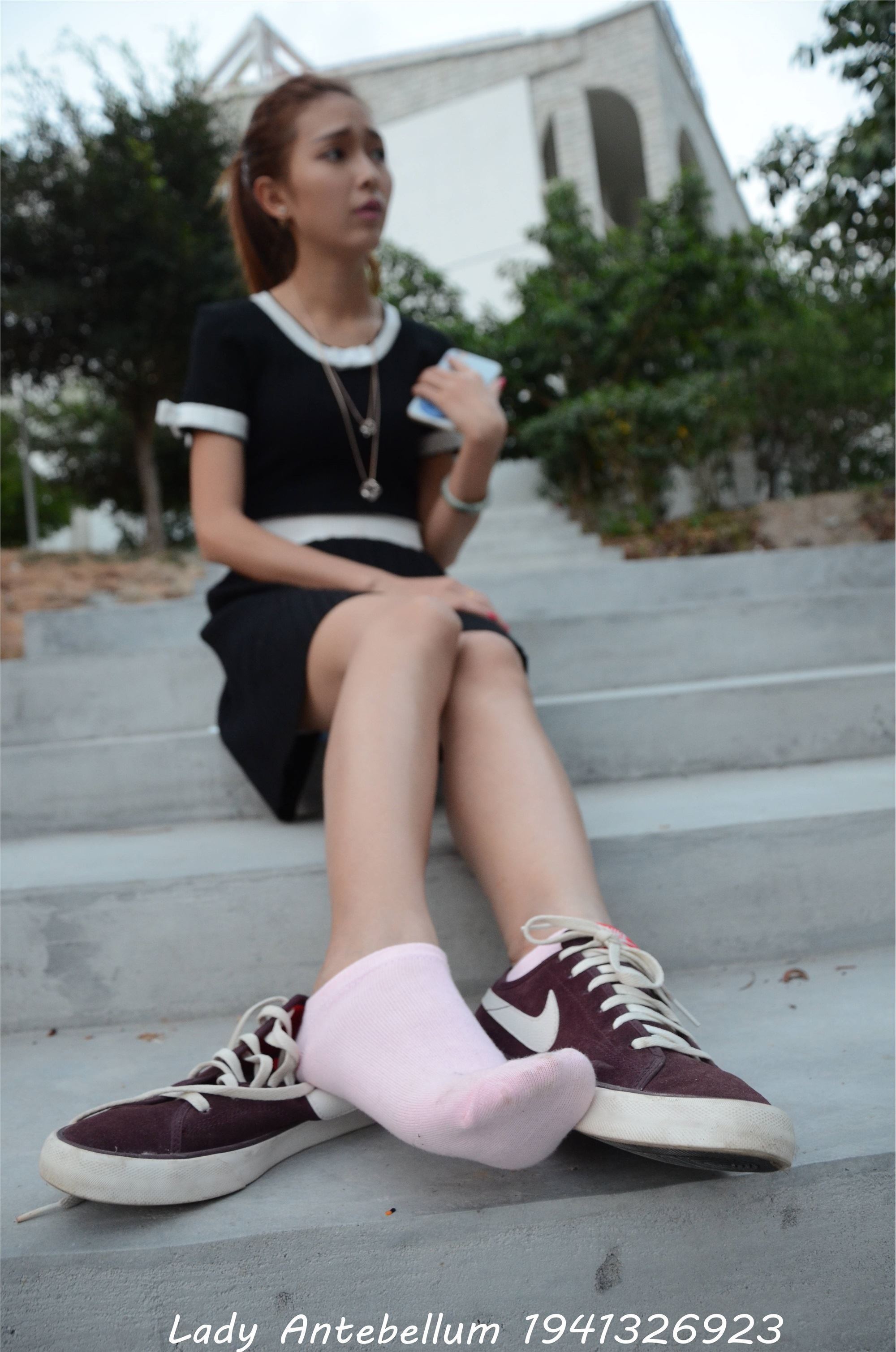 战前女神  恋足美腿棉袜女神级摄影套图 101