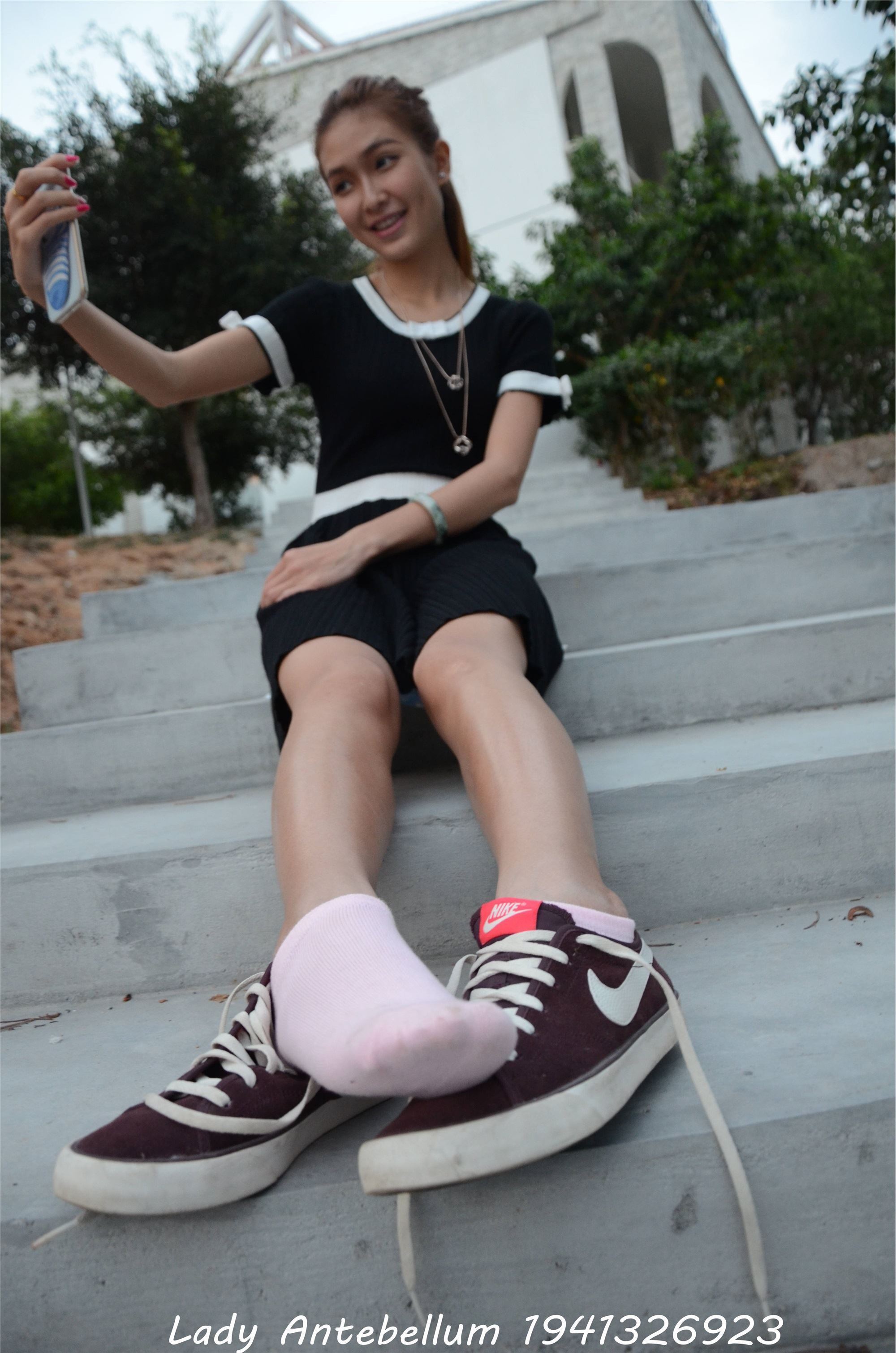 战前女神  恋足美腿棉袜女神级摄影套图 101