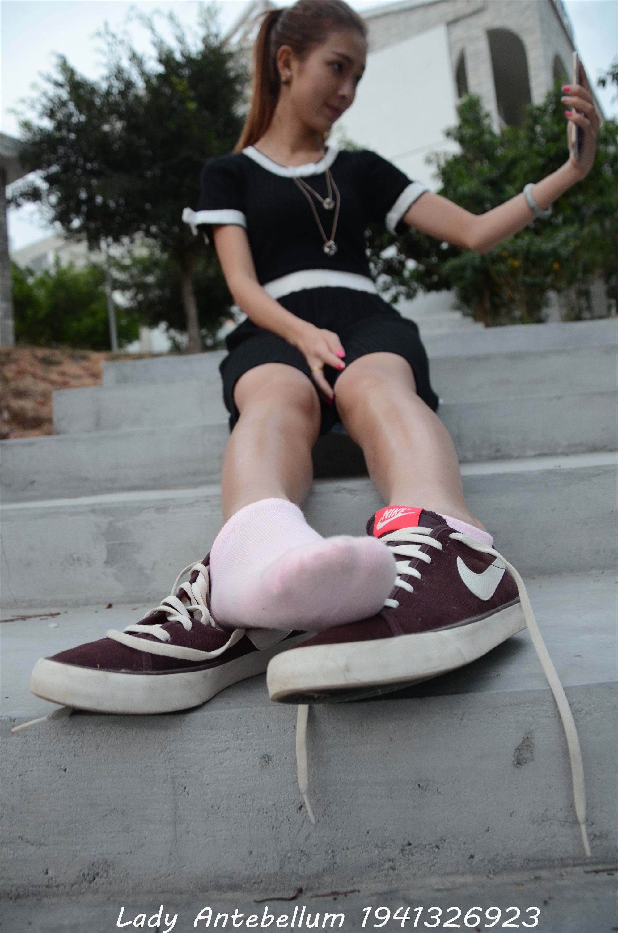 战前女神  恋足美腿棉袜女神级摄影套图 101