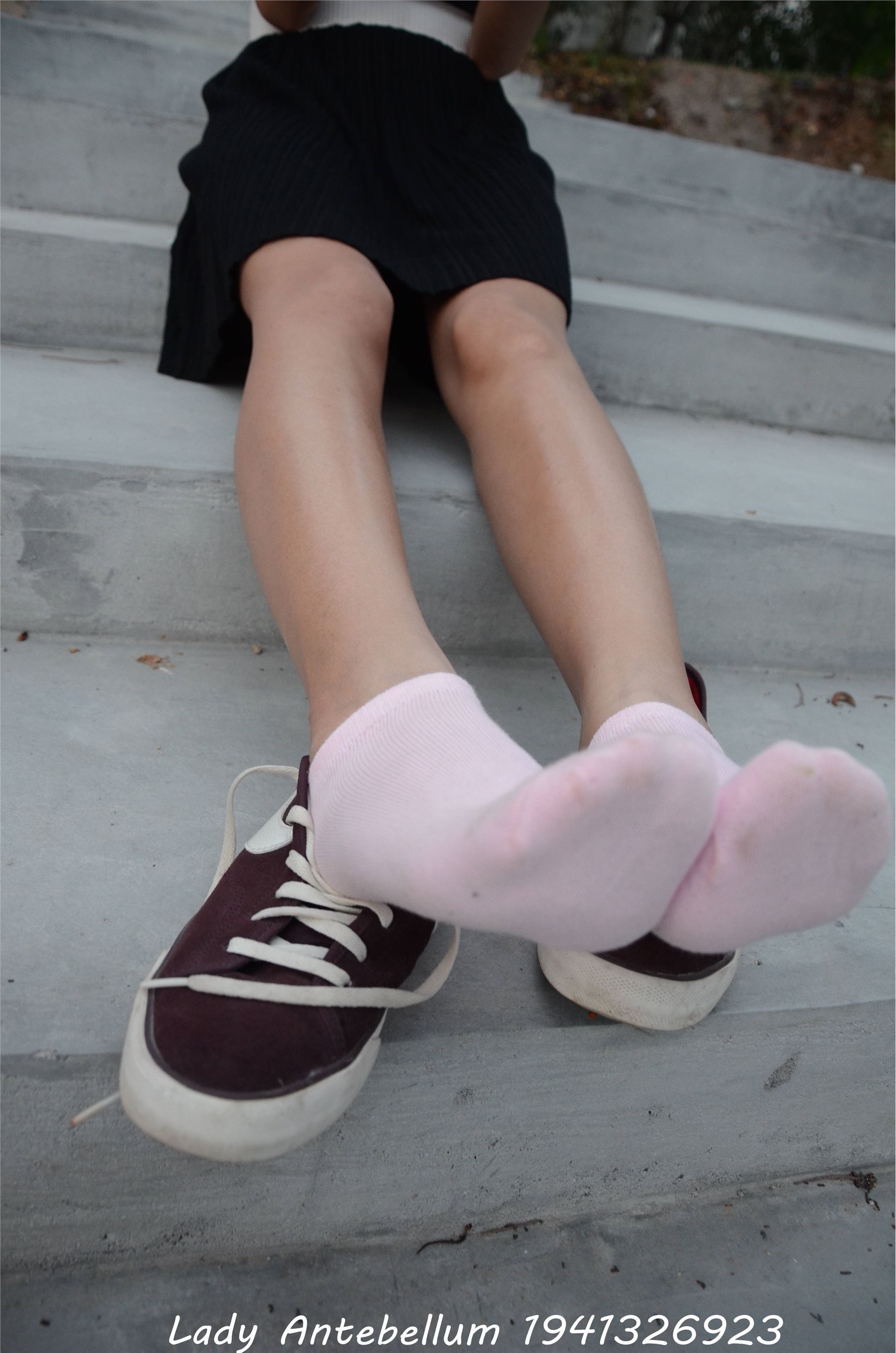 战前女神  恋足美腿棉袜女神级摄影套图 101