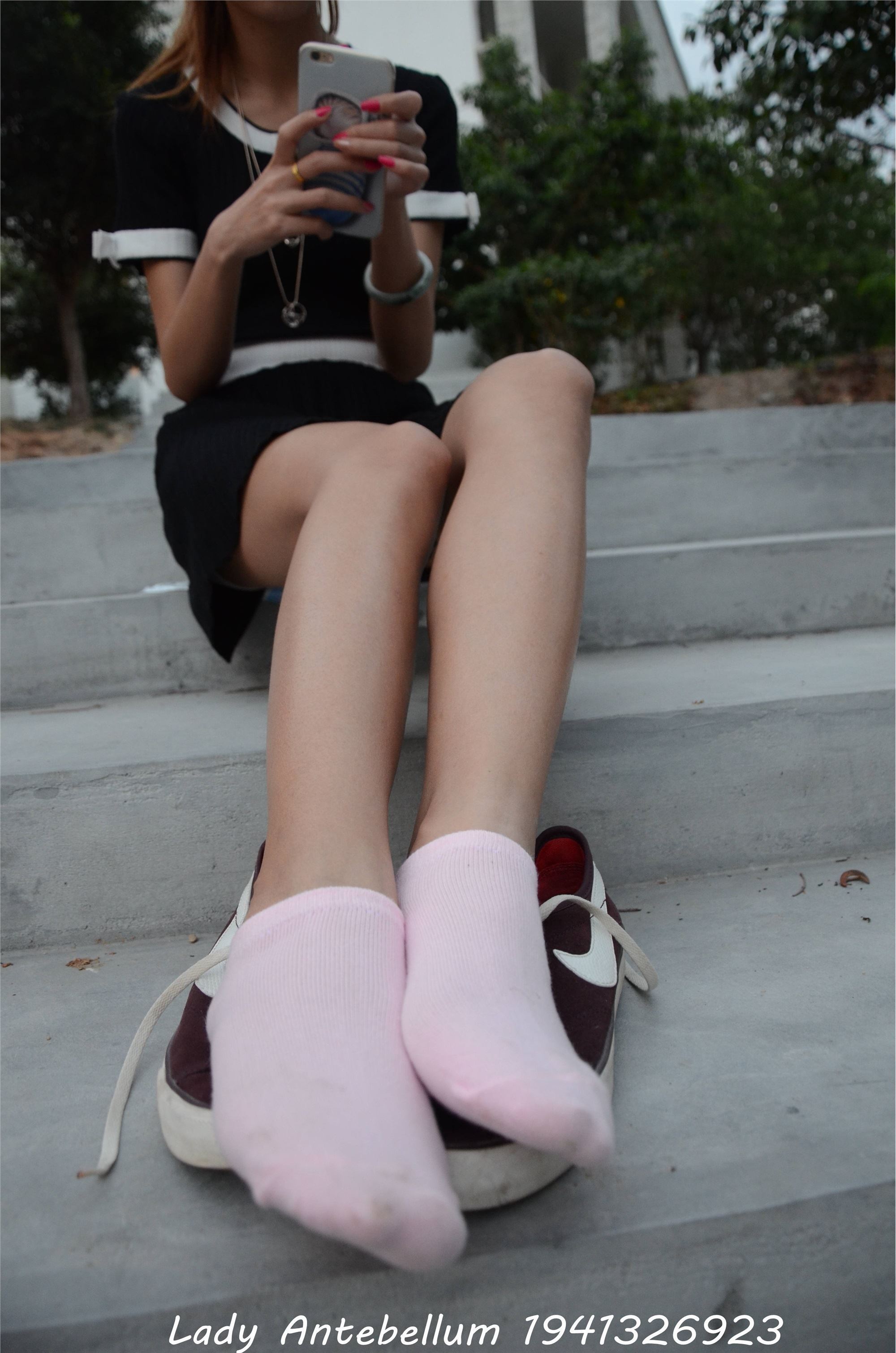 战前女神  恋足美腿棉袜女神级摄影套图 101