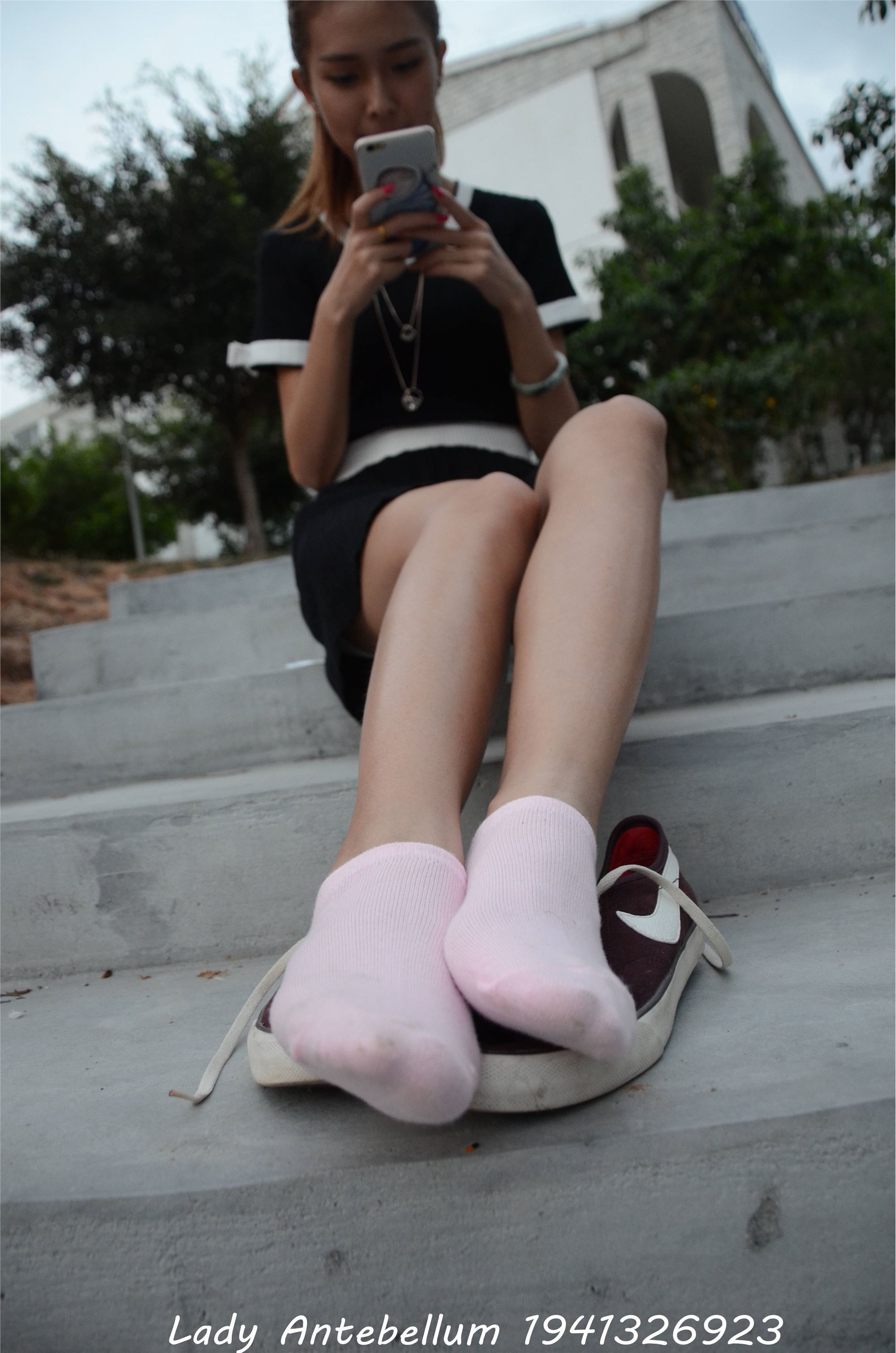 战前女神  恋足美腿棉袜女神级摄影套图 101