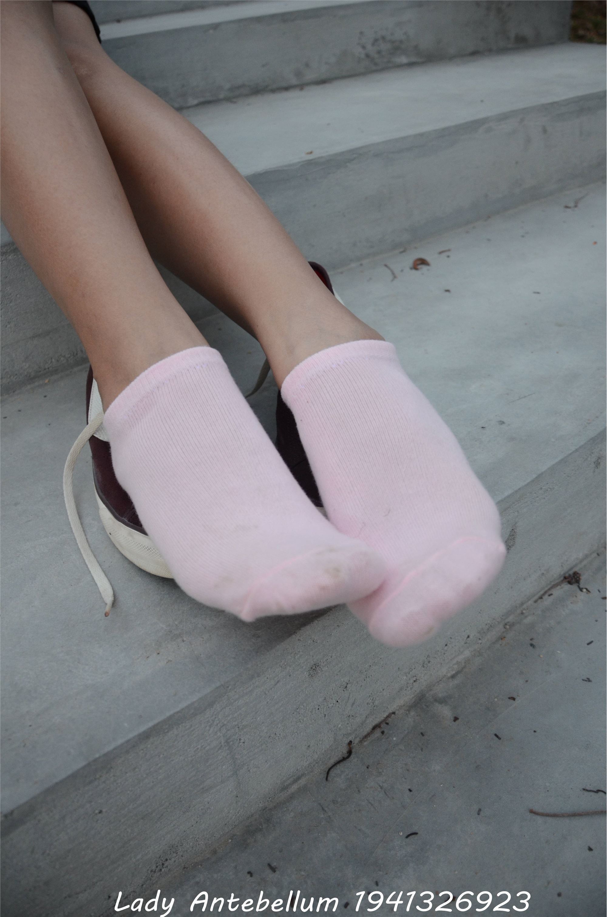 战前女神  恋足美腿棉袜女神级摄影套图 101