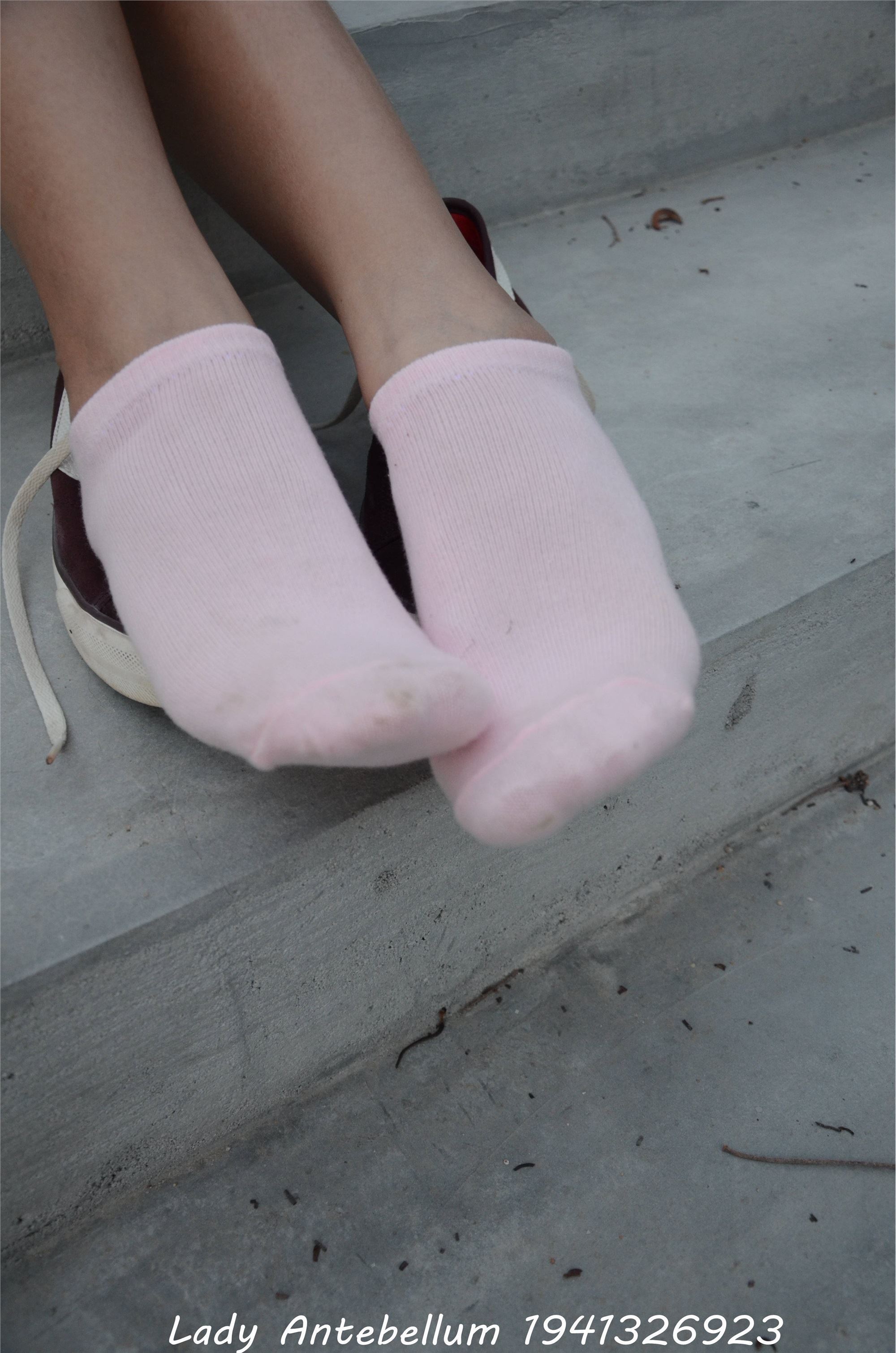 战前女神  恋足美腿棉袜女神级摄影套图 101