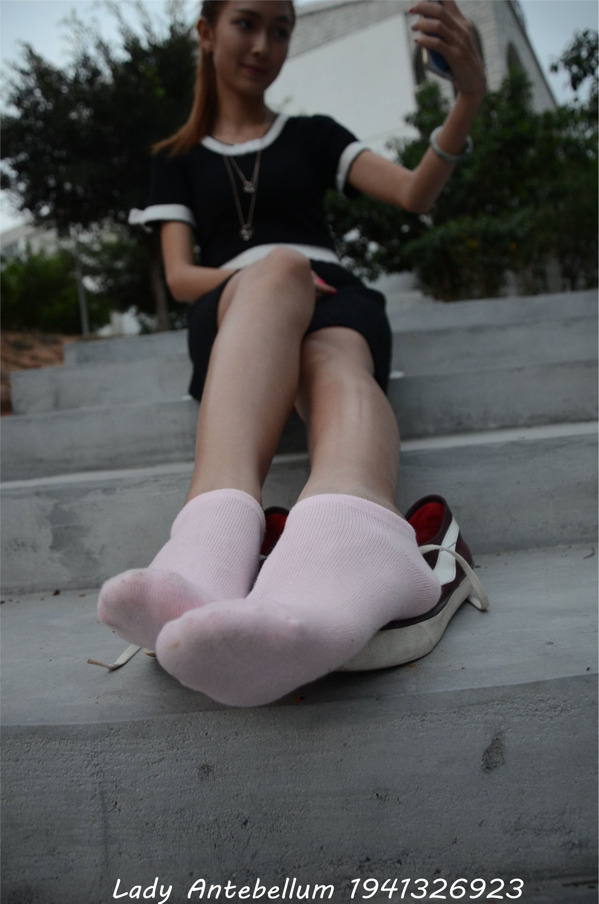 战前女神  恋足美腿棉袜女神级摄影套图 101