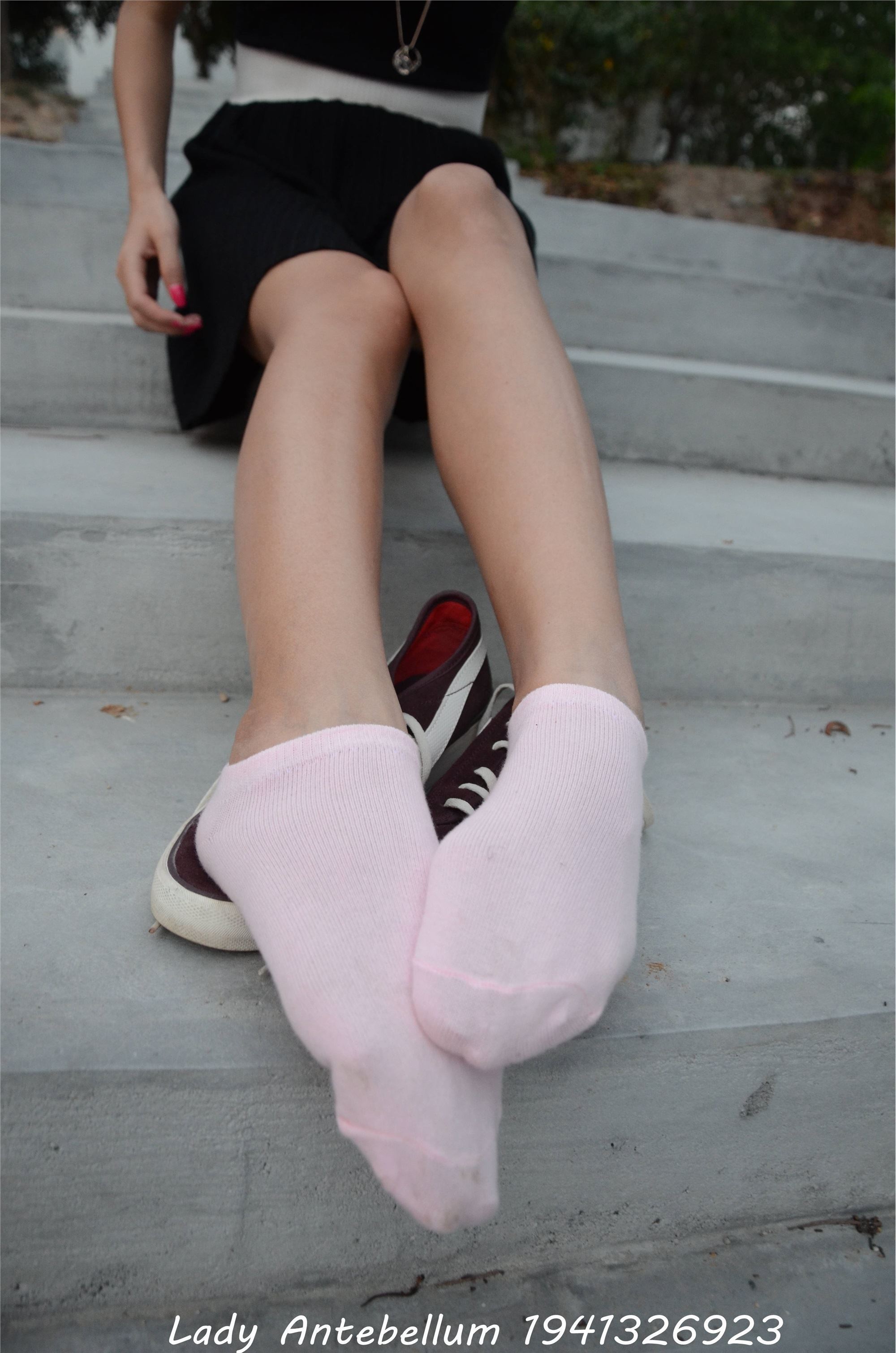 战前女神  恋足美腿棉袜女神级摄影套图 101