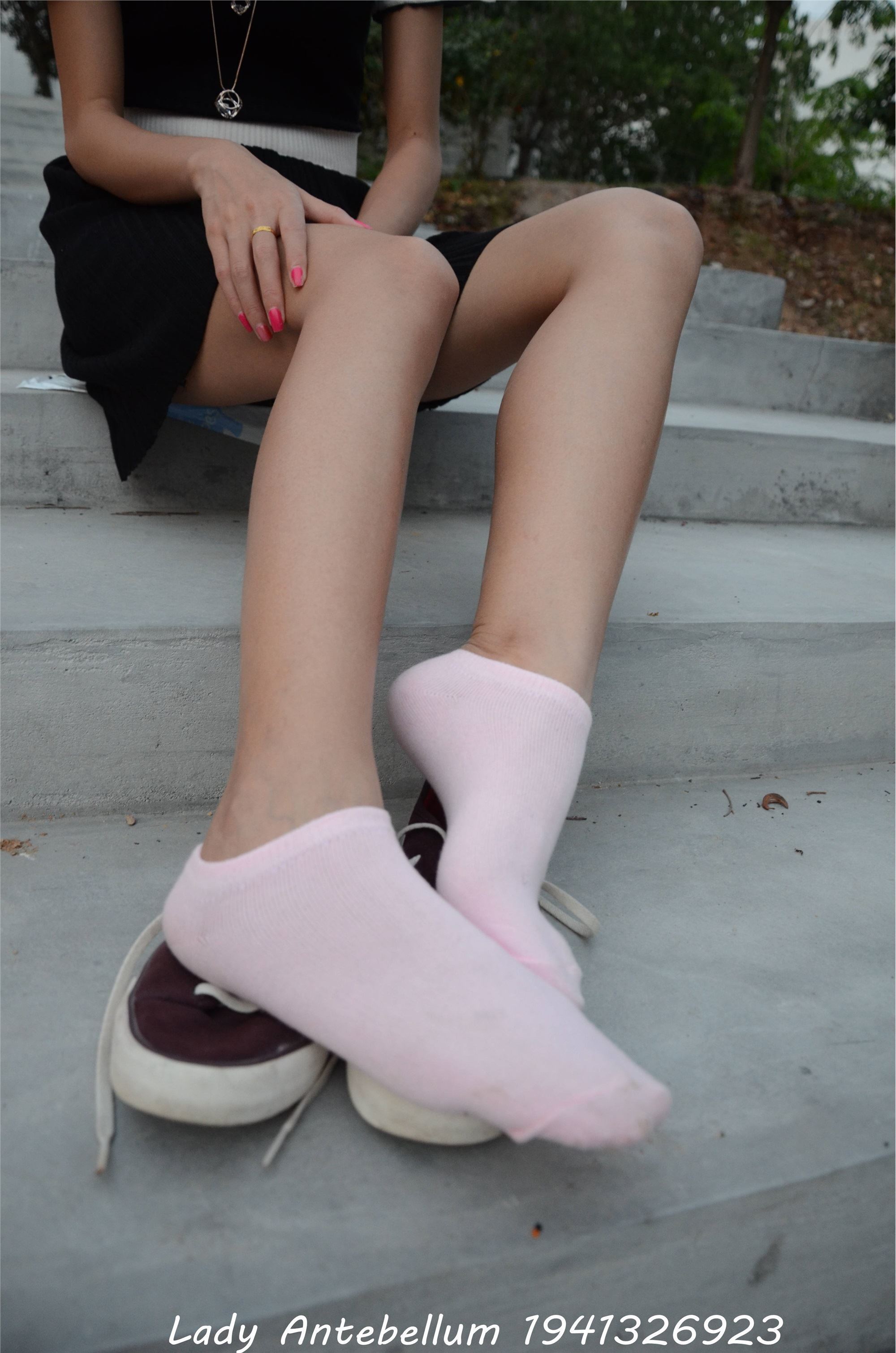 战前女神  恋足美腿棉袜女神级摄影套图 101