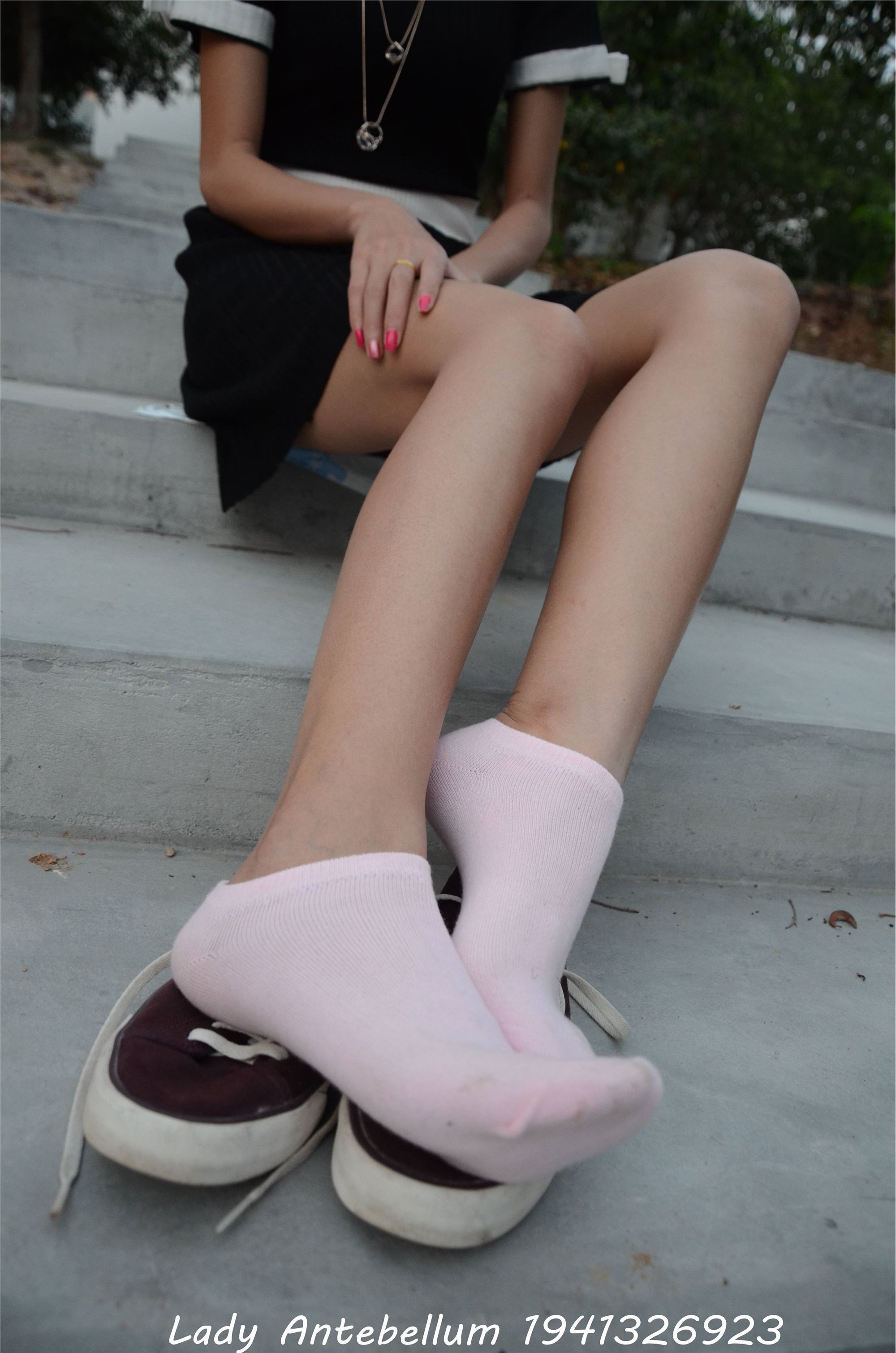 战前女神  恋足美腿棉袜女神级摄影套图 101