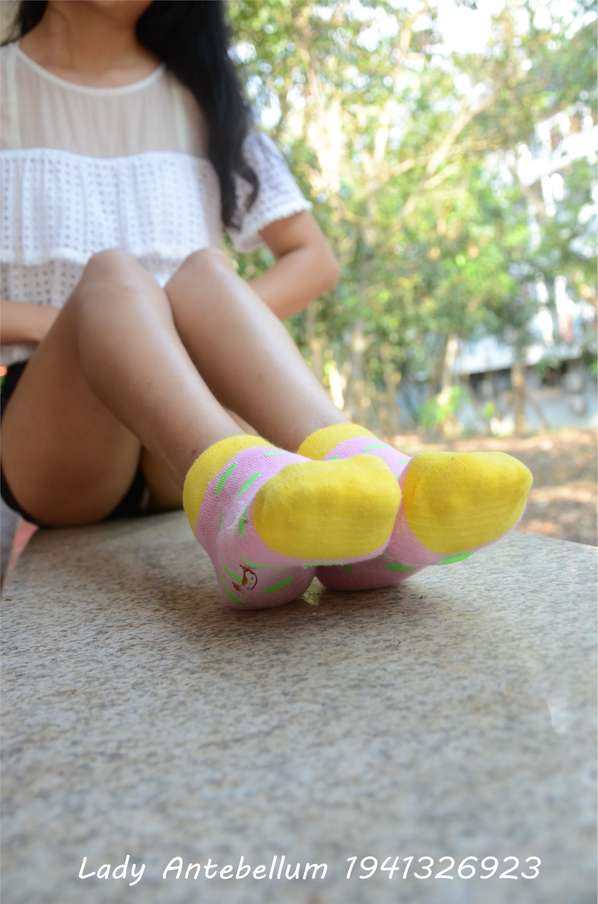 战前女神  恋足美腿棉袜女神级摄影套图 102