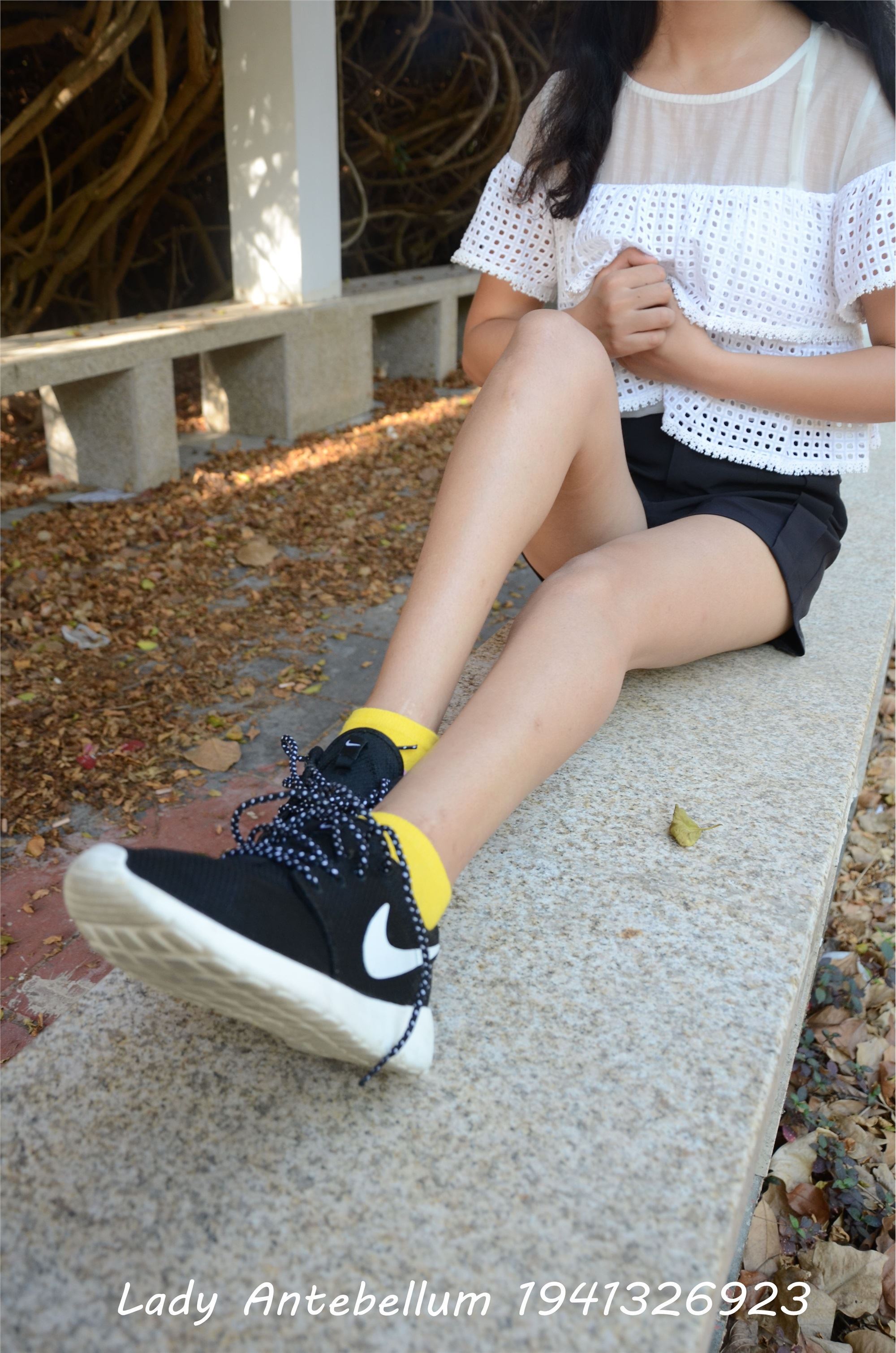 战前女神  恋足美腿棉袜女神级摄影套图 102