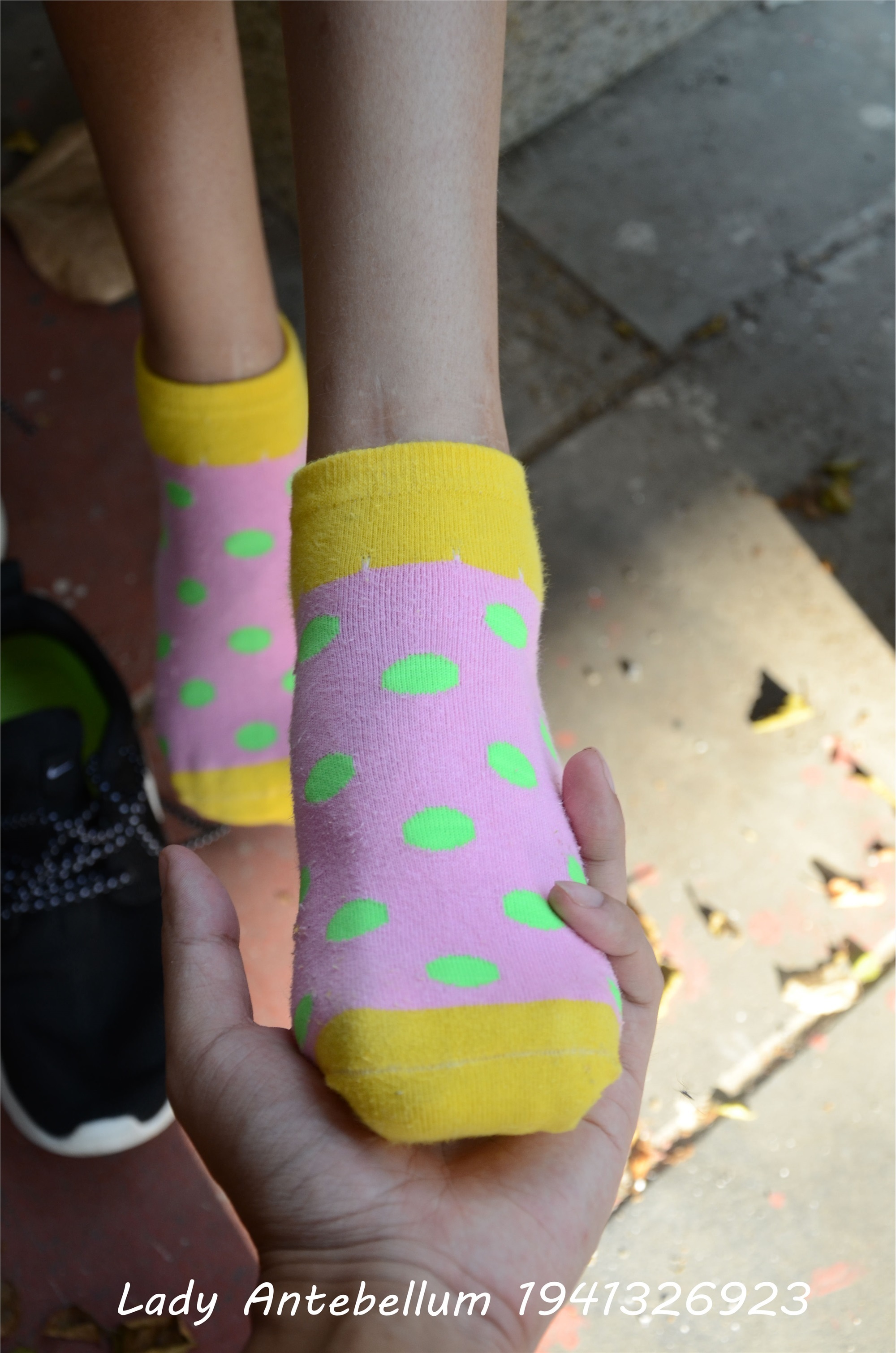 战前女神  恋足美腿棉袜女神级摄影套图 102