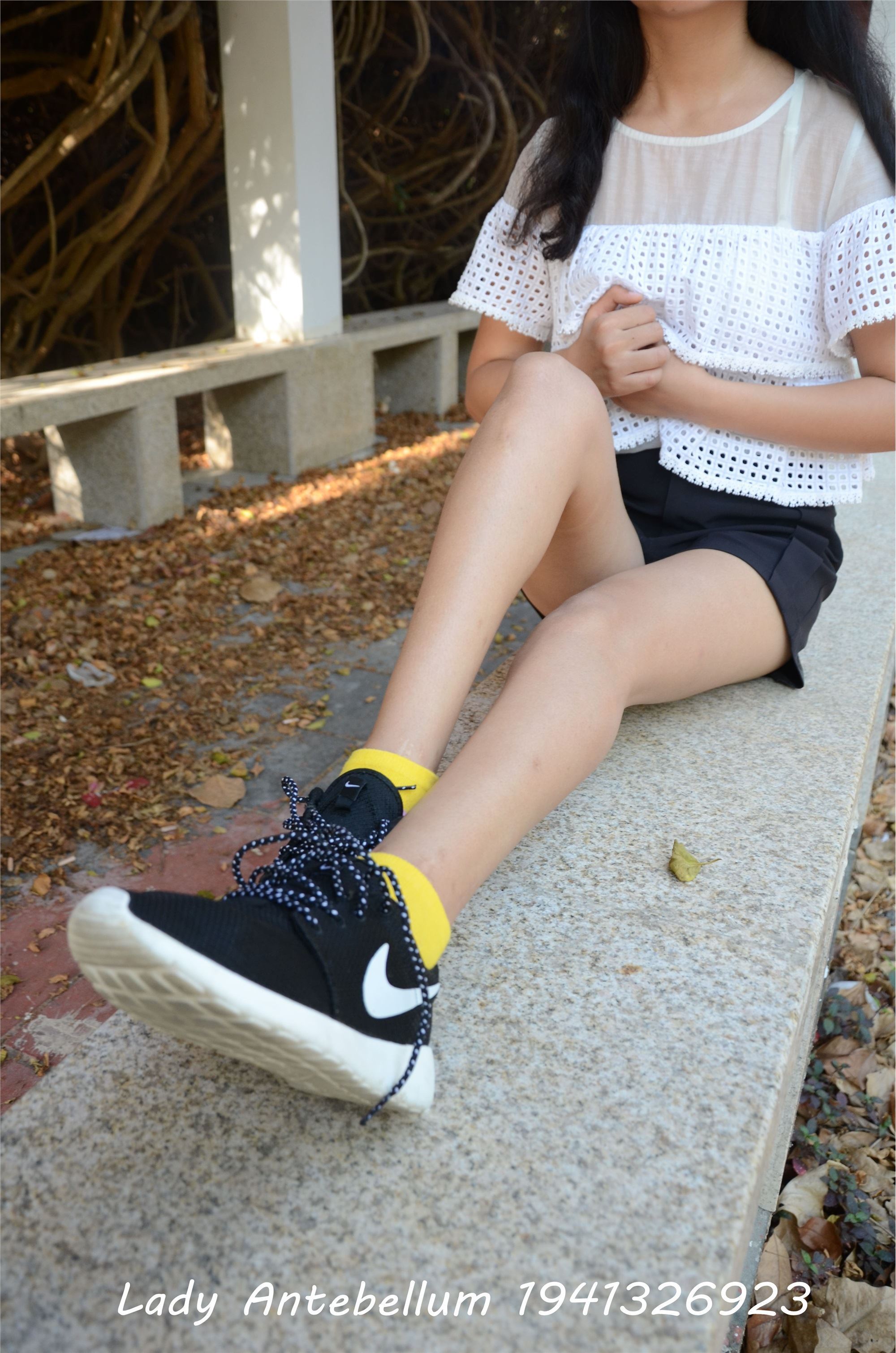 战前女神  恋足美腿棉袜女神级摄影套图 102