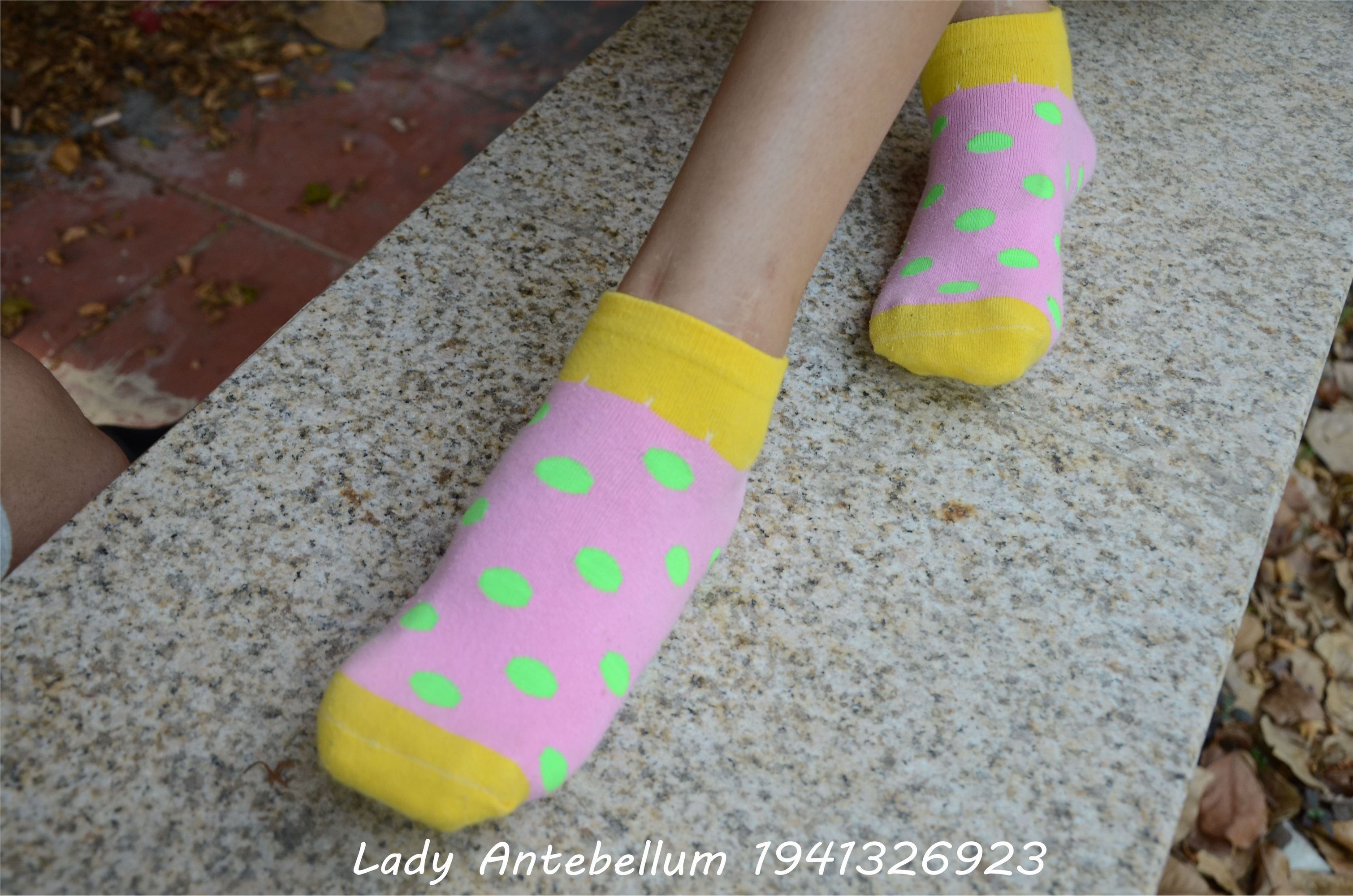 战前女神  恋足美腿棉袜女神级摄影套图 102