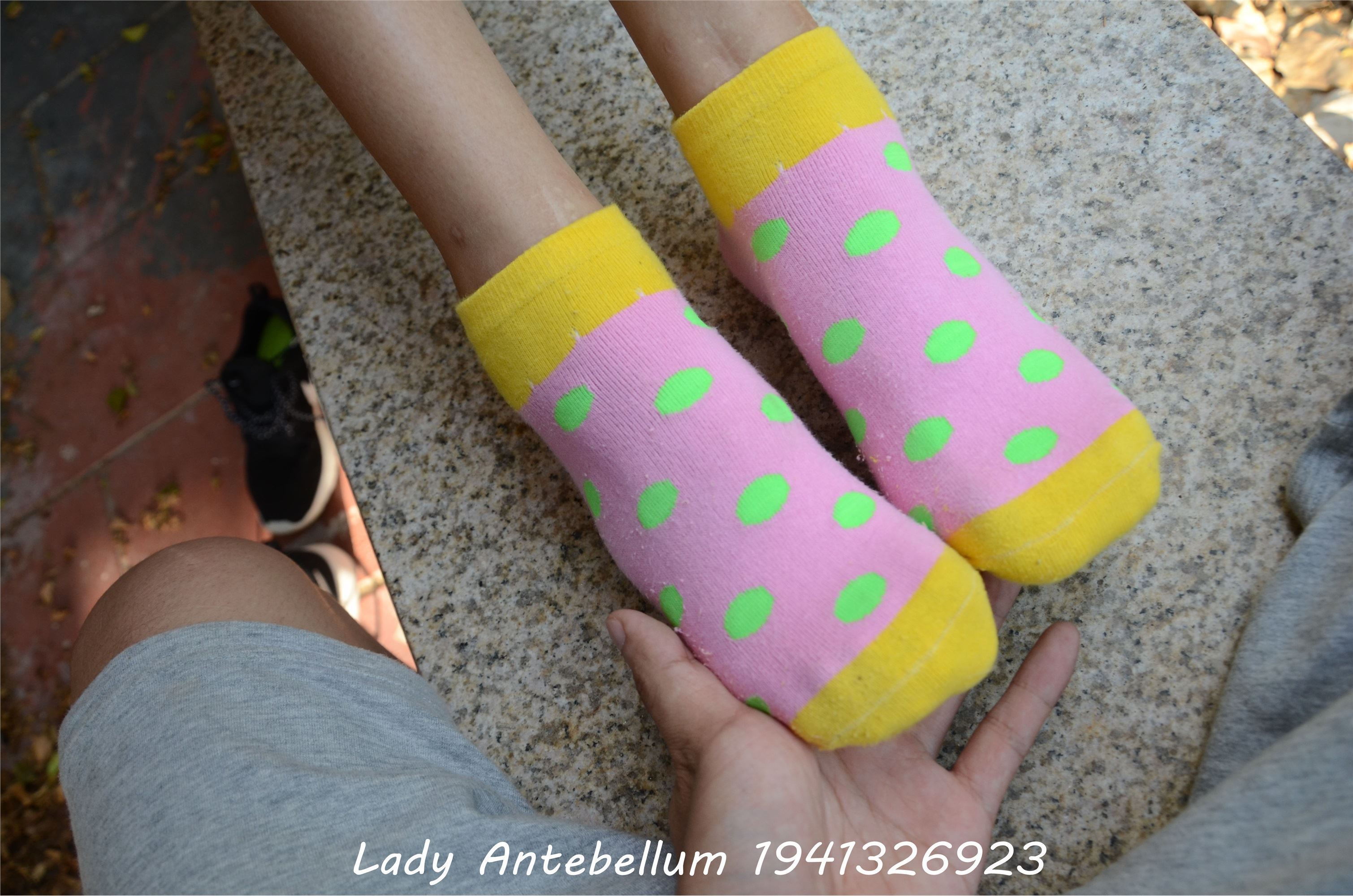 战前女神  恋足美腿棉袜女神级摄影套图 102