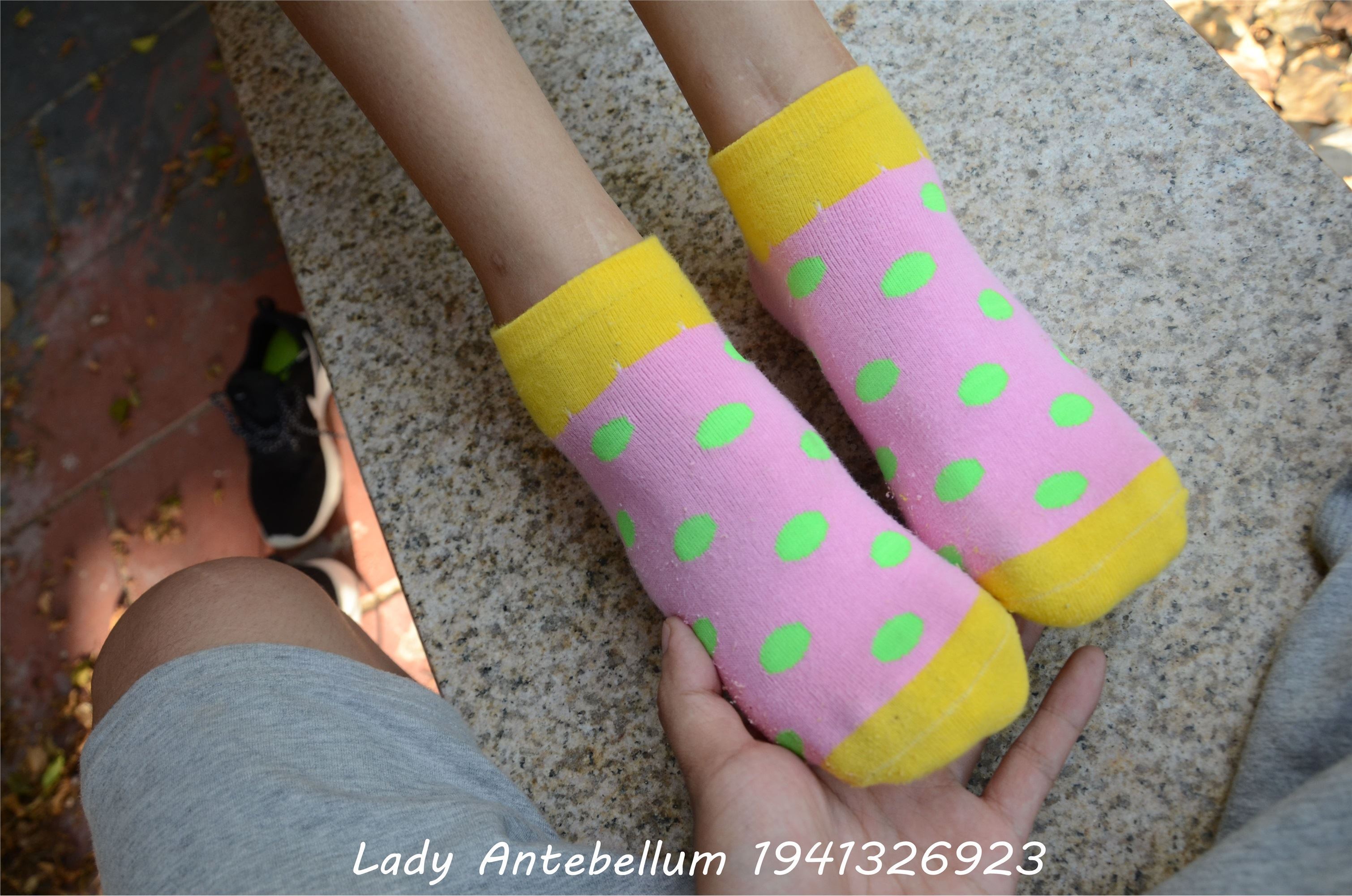 战前女神  恋足美腿棉袜女神级摄影套图 102