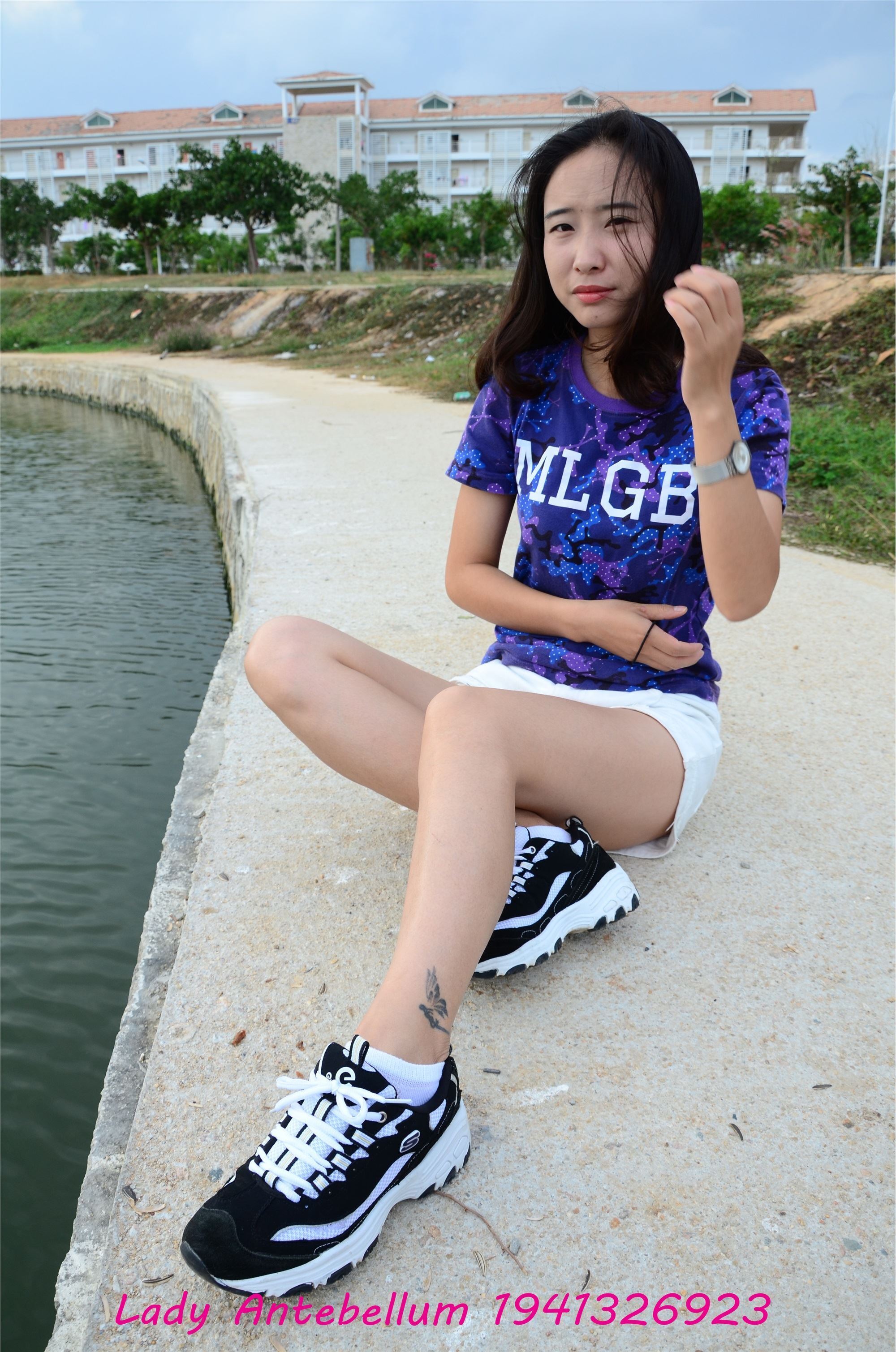 战前女神  恋足美腿棉袜女神级摄影套图 091