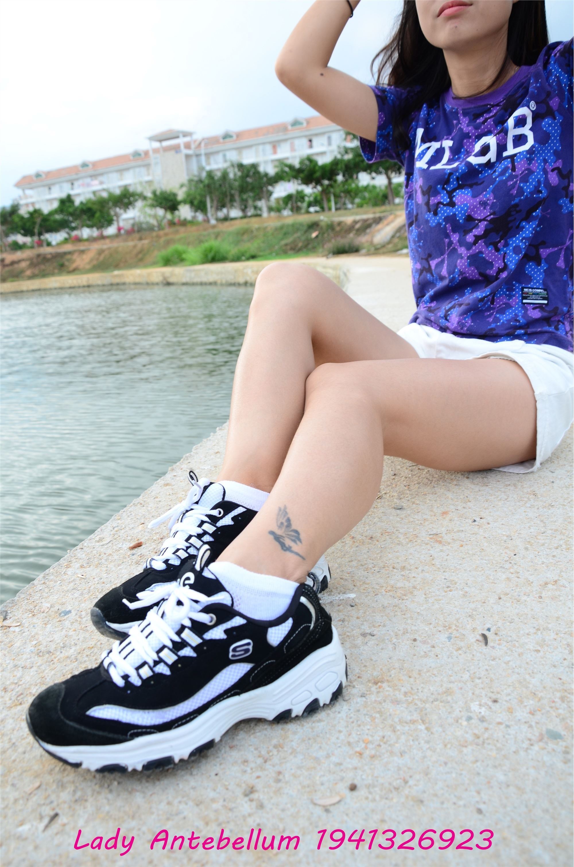 战前女神  恋足美腿棉袜女神级摄影套图 091