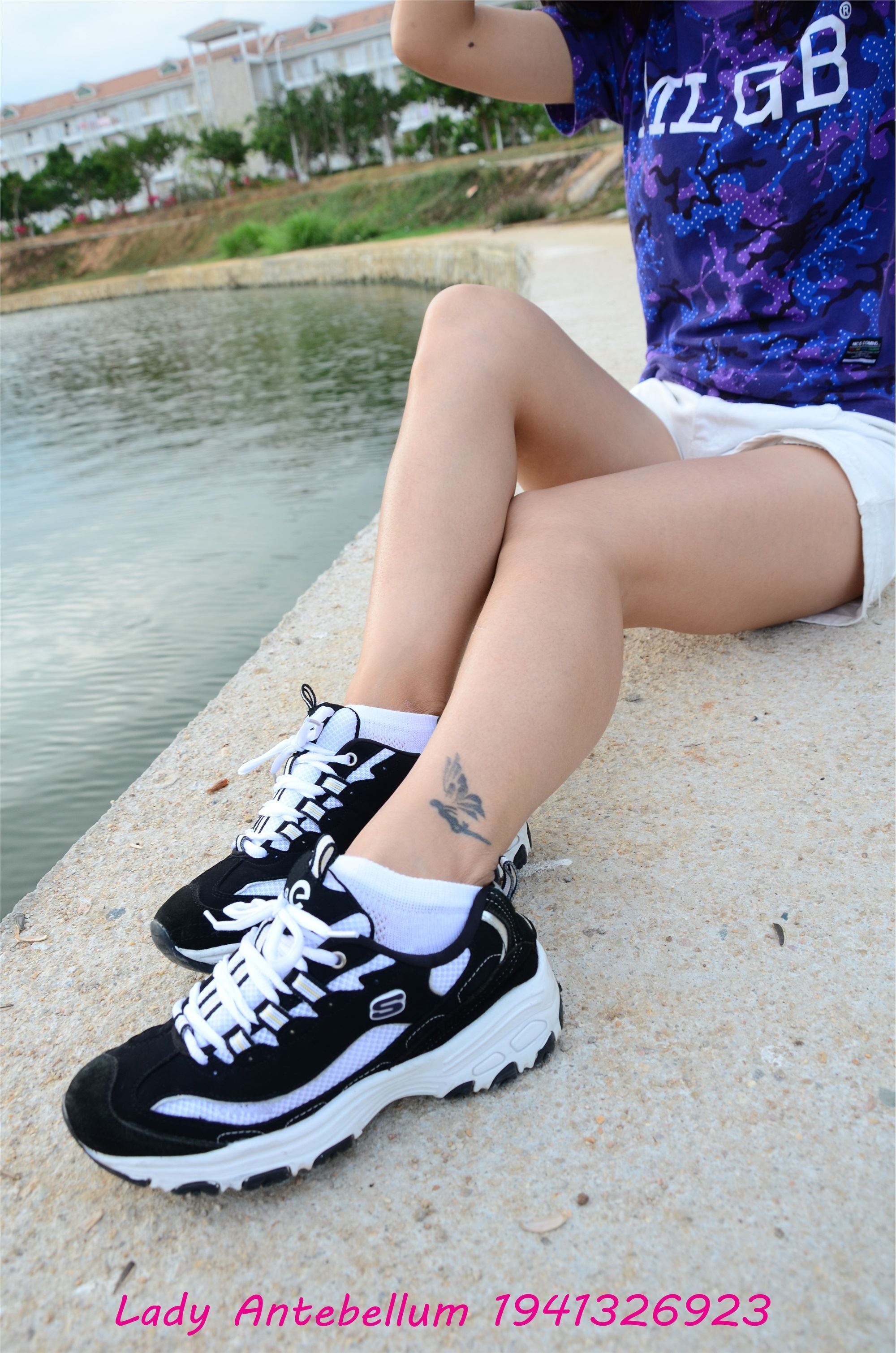 战前女神  恋足美腿棉袜女神级摄影套图 091