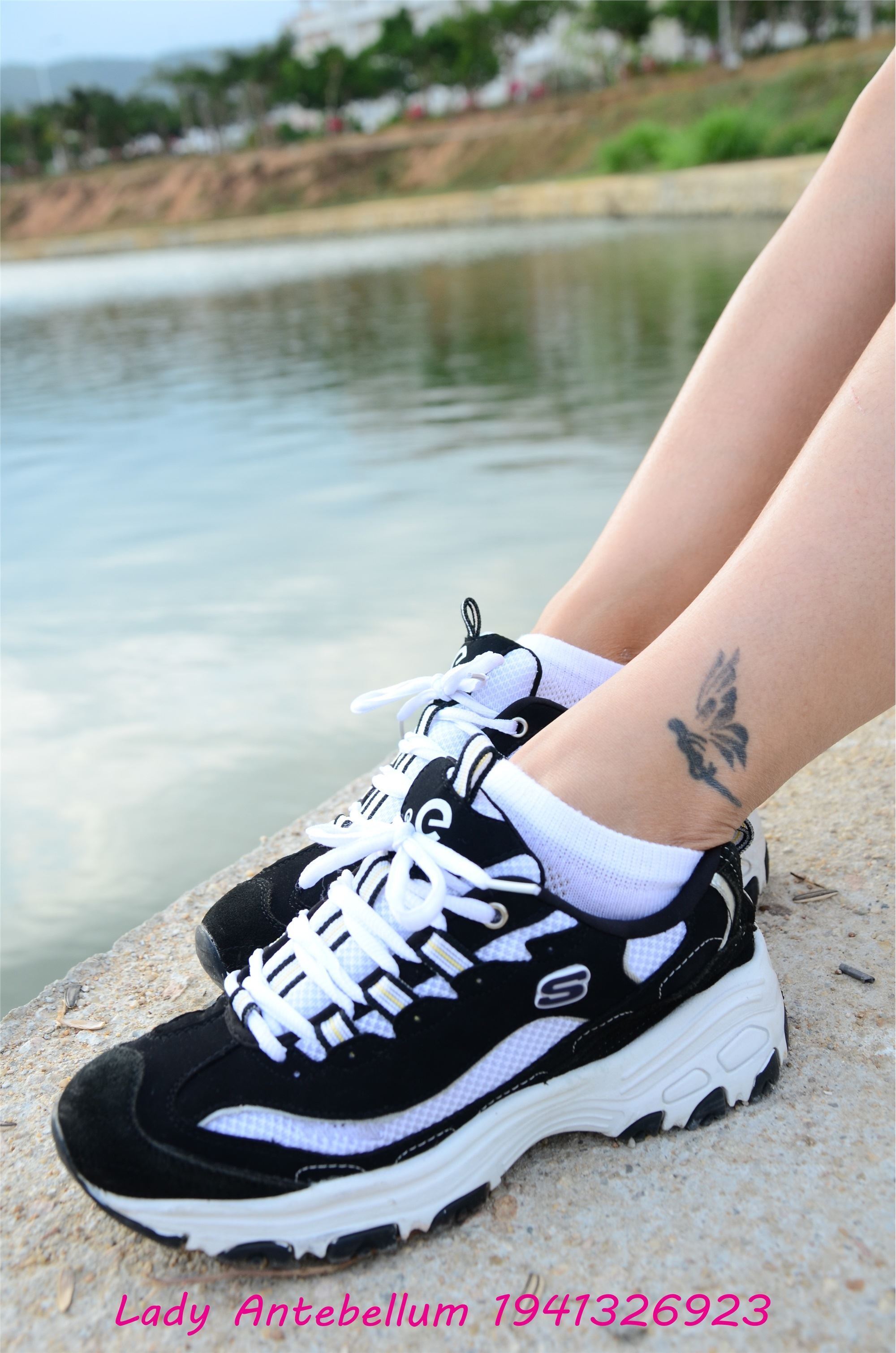 战前女神  恋足美腿棉袜女神级摄影套图 091