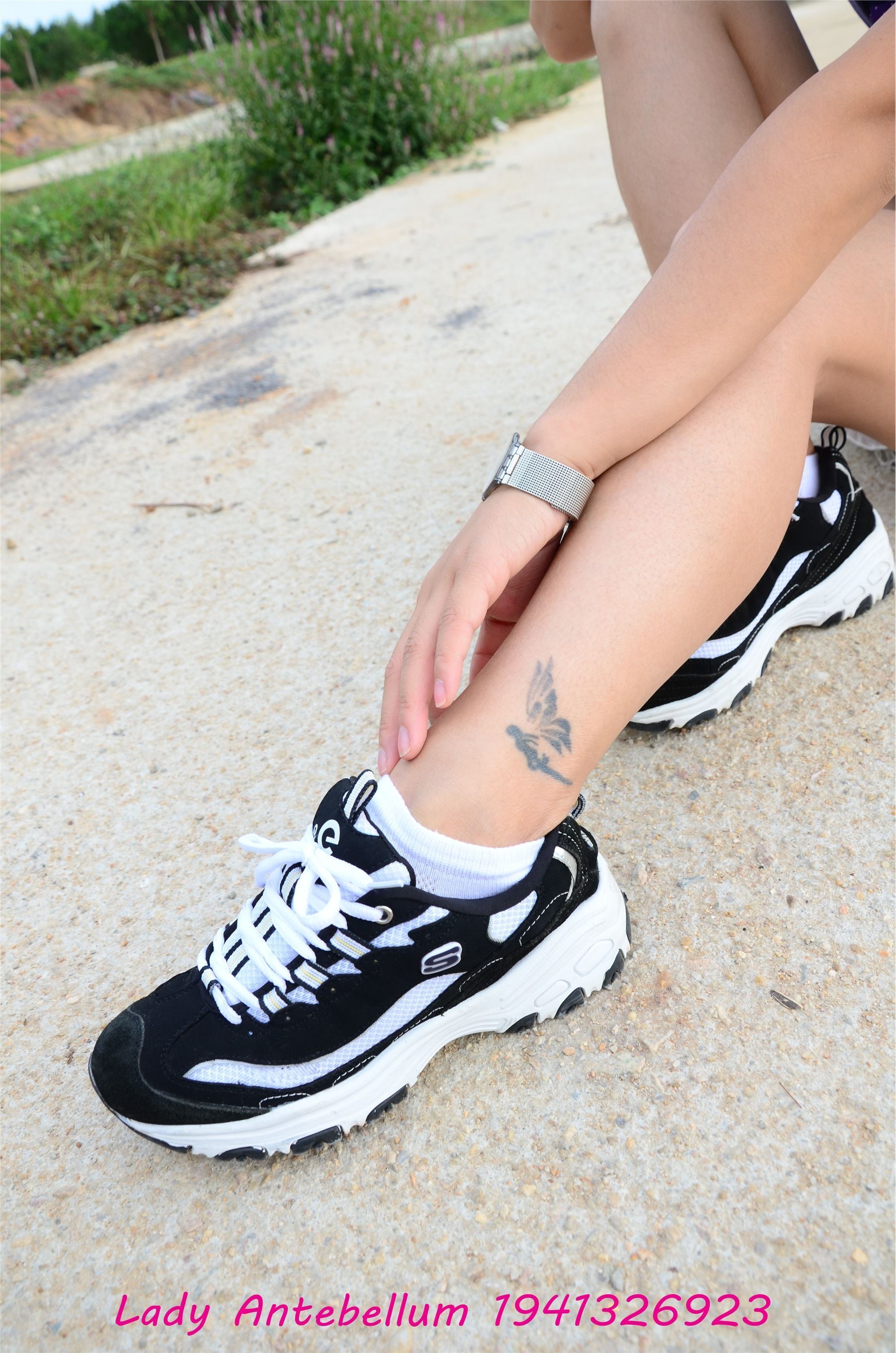 战前女神  恋足美腿棉袜女神级摄影套图 091