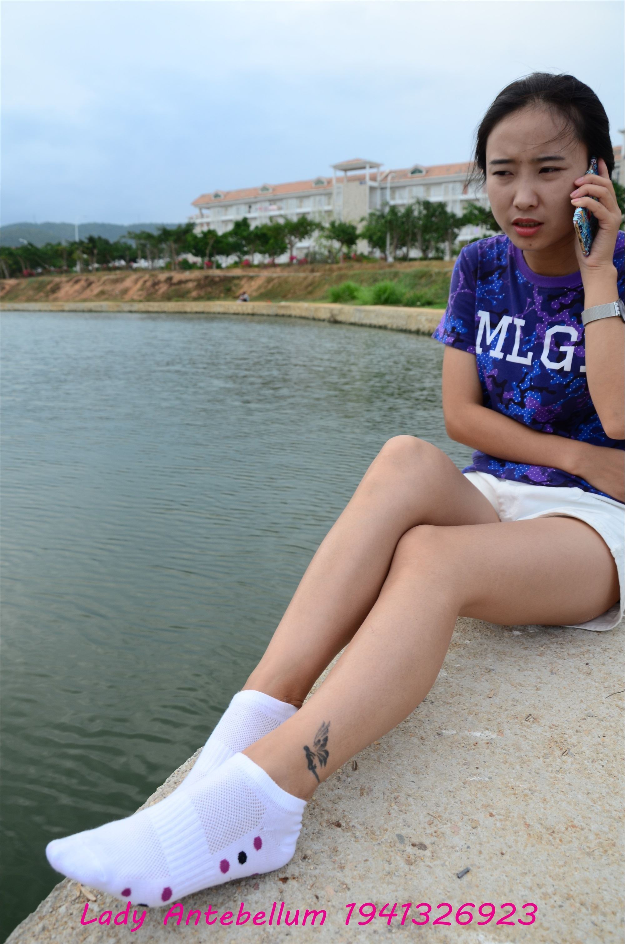 战前女神  恋足美腿棉袜女神级摄影套图 091