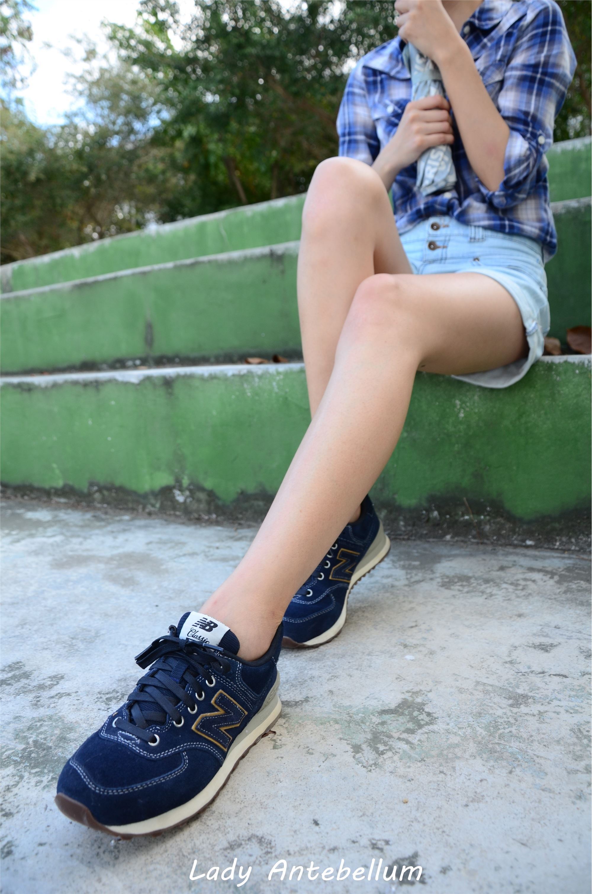 战前女神  恋足美腿棉袜女神级摄影套图 092