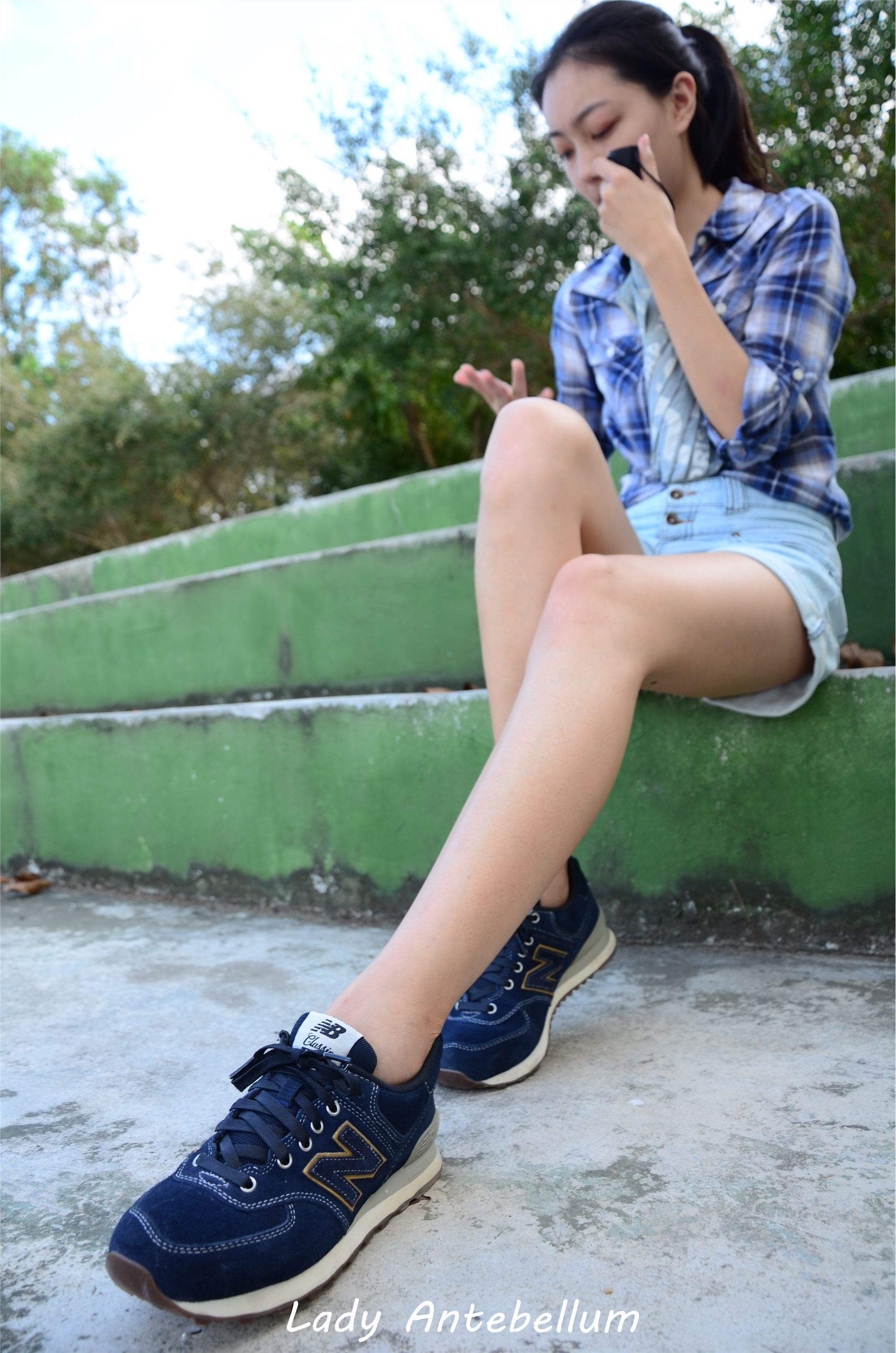 战前女神  恋足美腿棉袜女神级摄影套图 092