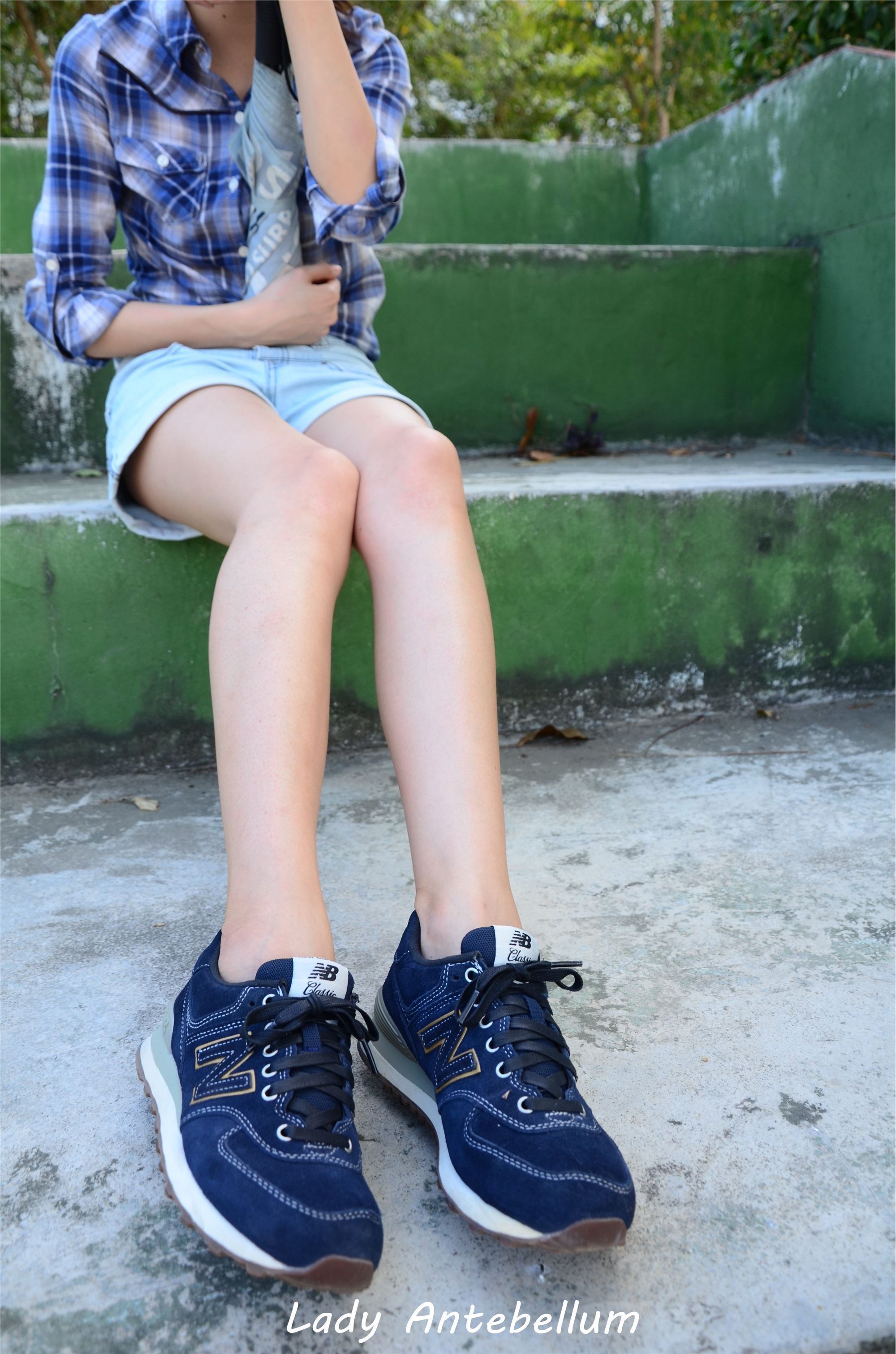 战前女神  恋足美腿棉袜女神级摄影套图 092