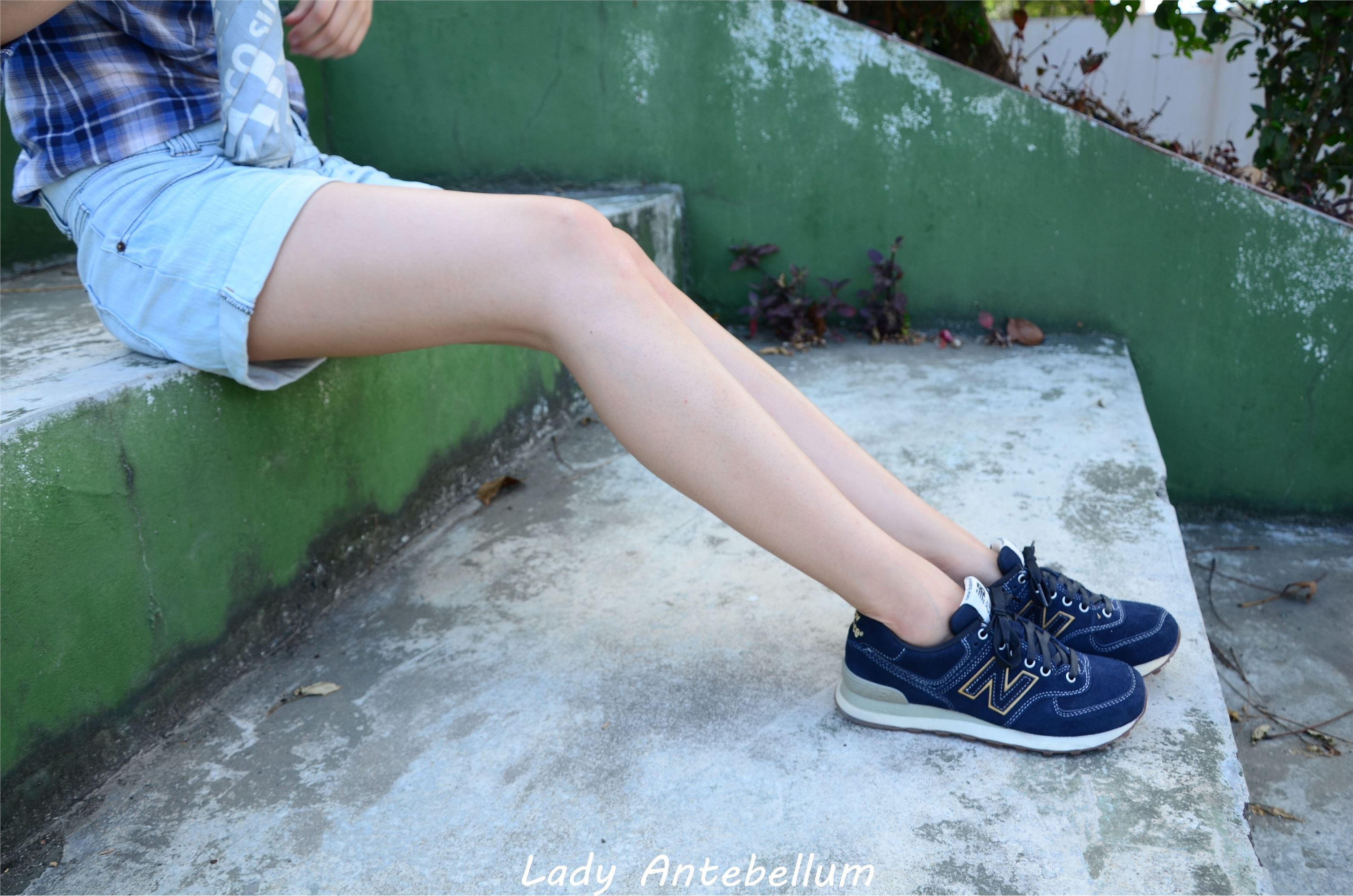 战前女神  恋足美腿棉袜女神级摄影套图 092