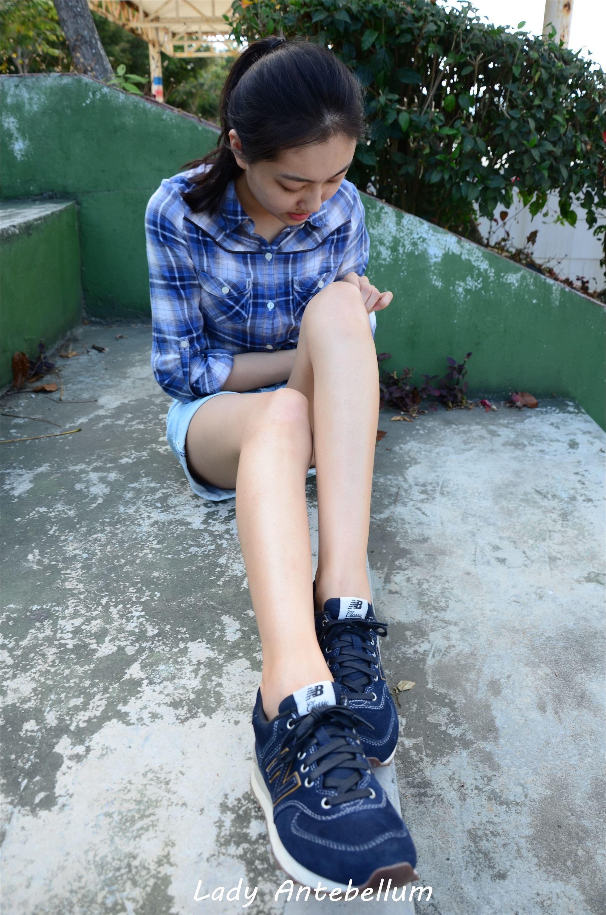 战前女神  恋足美腿棉袜女神级摄影套图 092