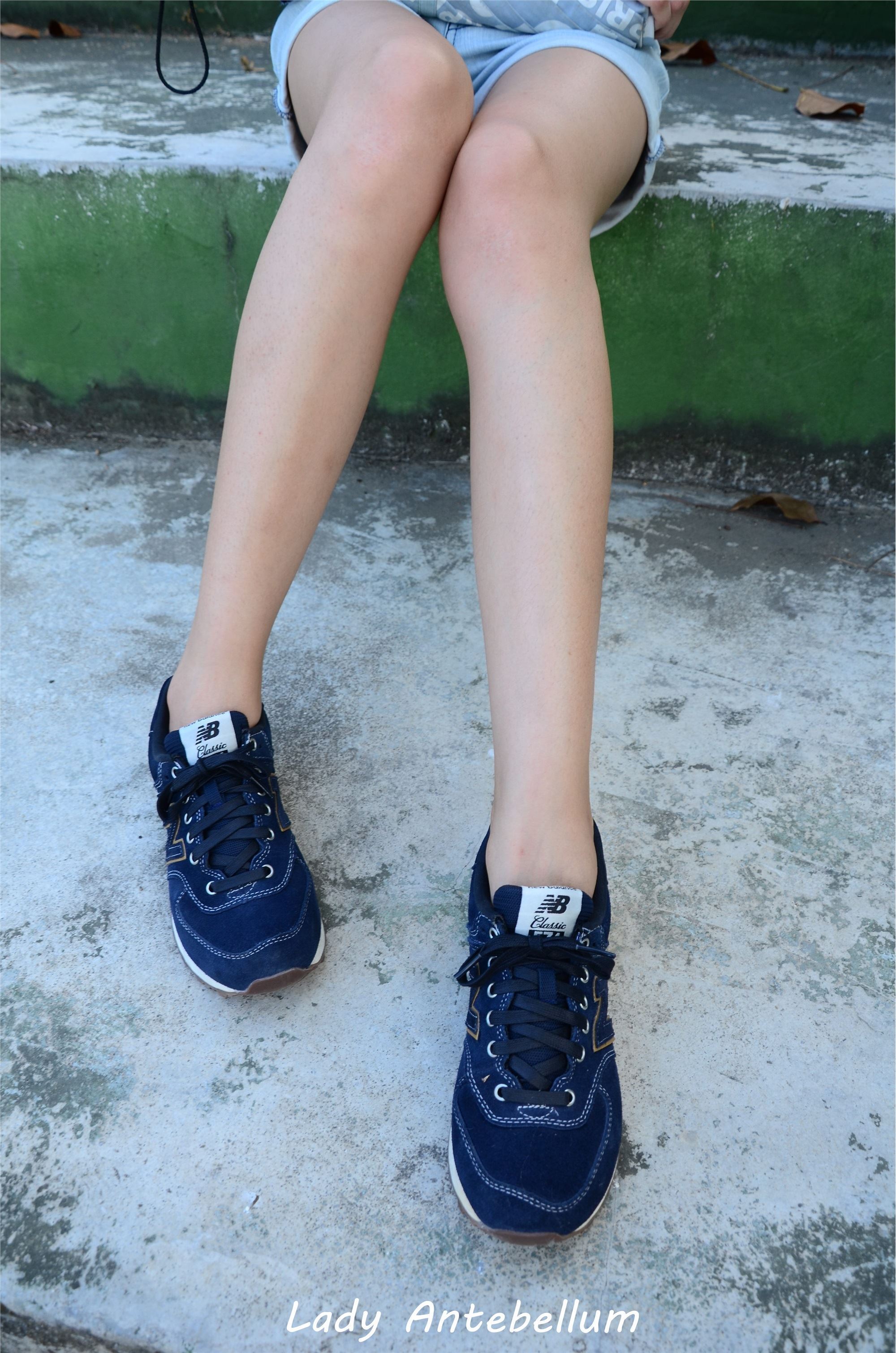 战前女神  恋足美腿棉袜女神级摄影套图 092