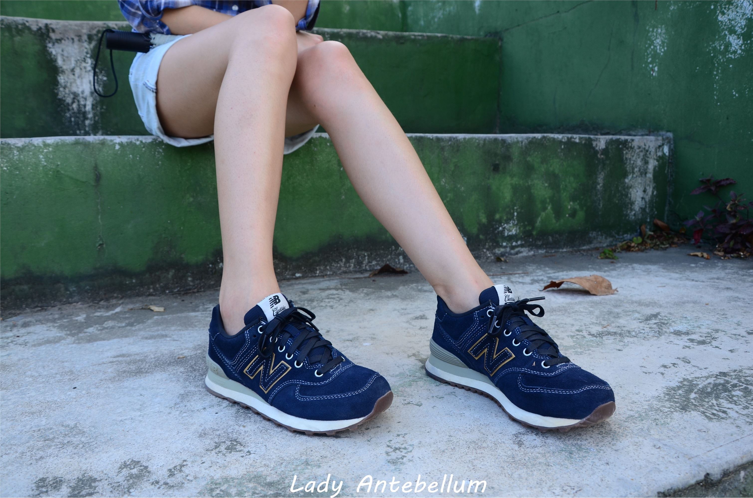 战前女神  恋足美腿棉袜女神级摄影套图 092