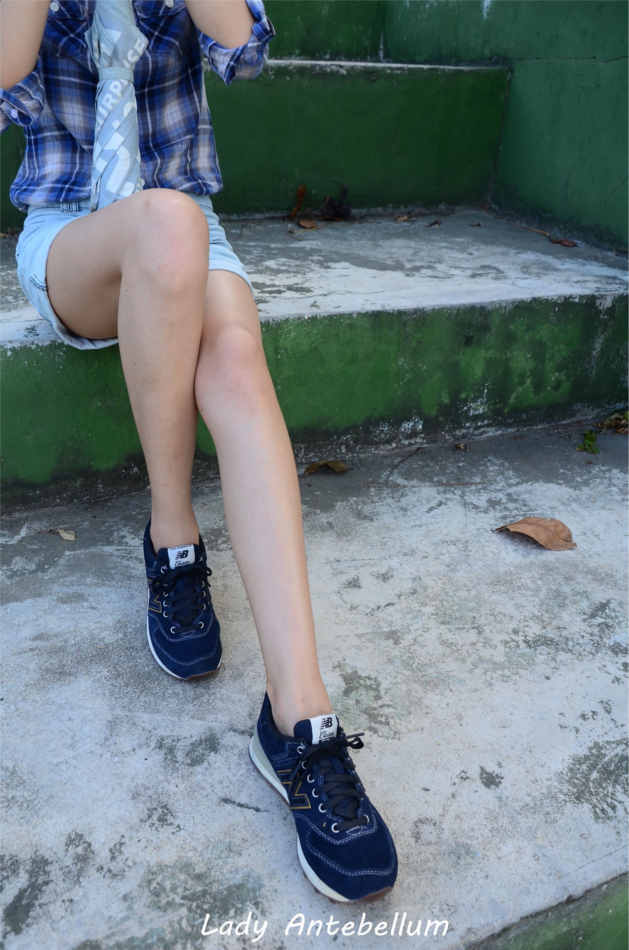 战前女神  恋足美腿棉袜女神级摄影套图 092