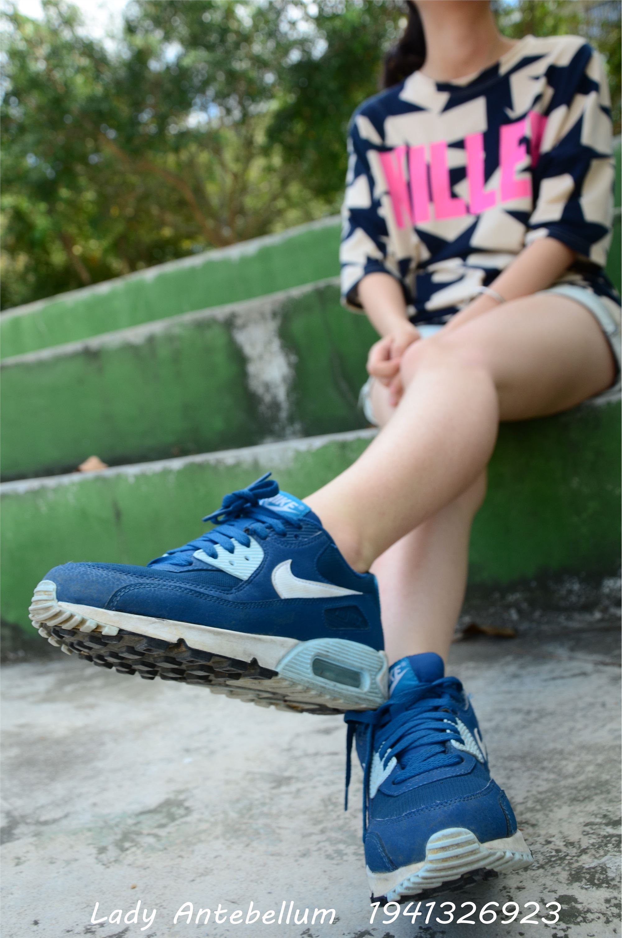 战前女神  恋足美腿棉袜女神级摄影套图 093