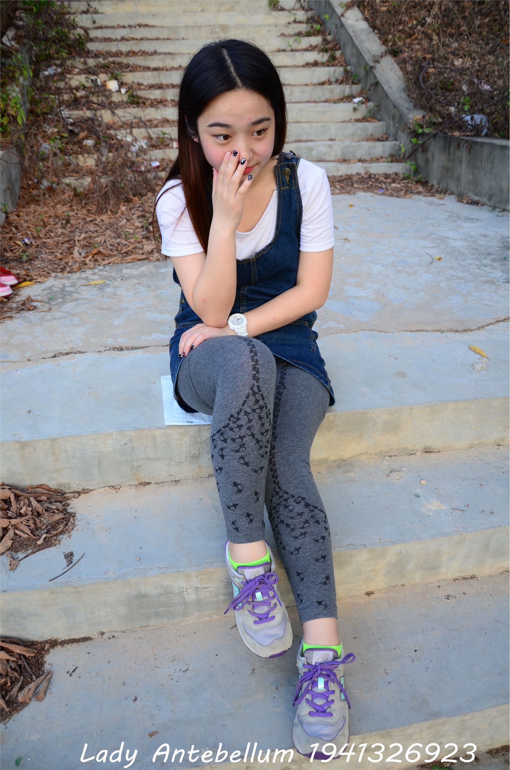 战前女神  恋足美腿棉袜女神级摄影套图 094