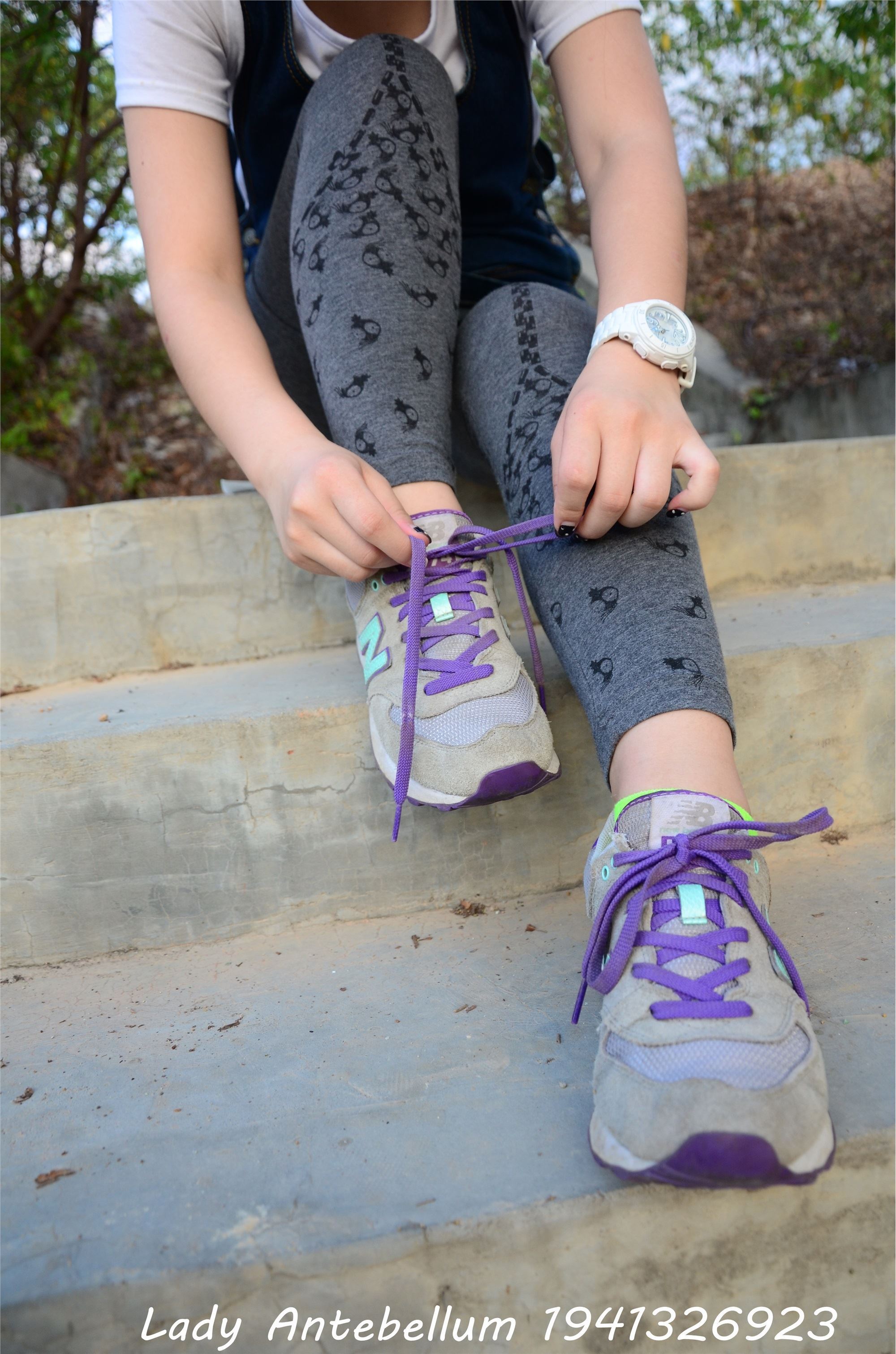 战前女神  恋足美腿棉袜女神级摄影套图 094