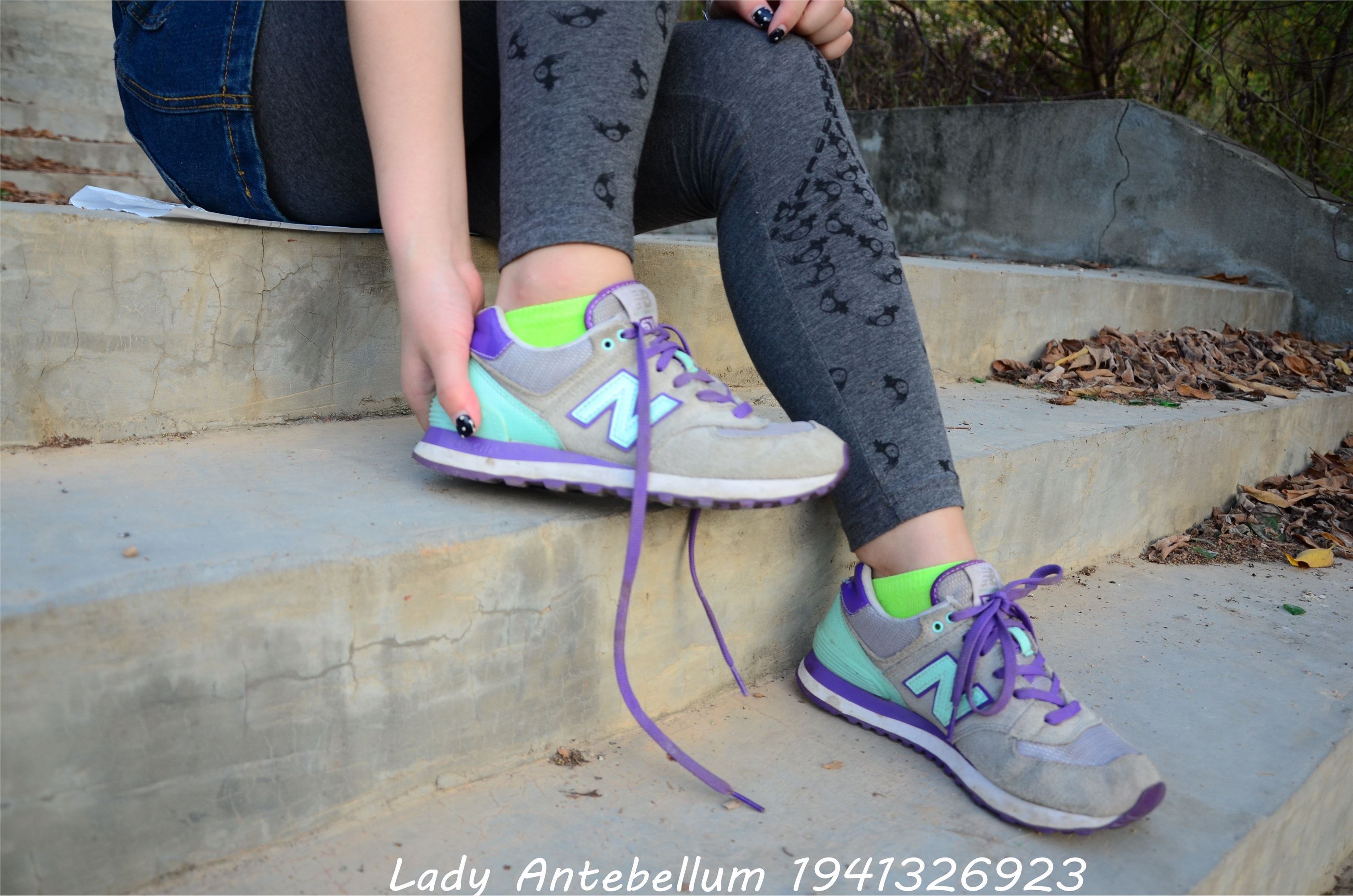 战前女神  恋足美腿棉袜女神级摄影套图 094