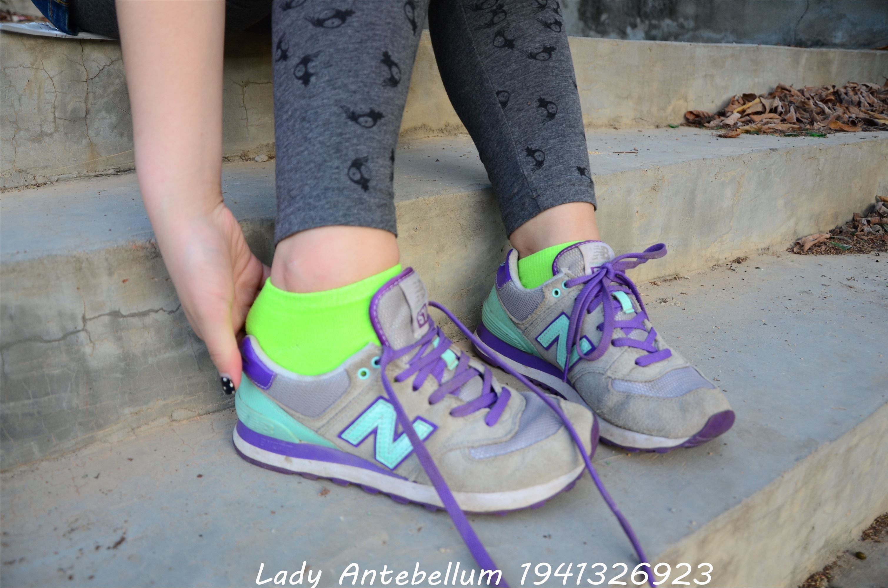 战前女神  恋足美腿棉袜女神级摄影套图 094