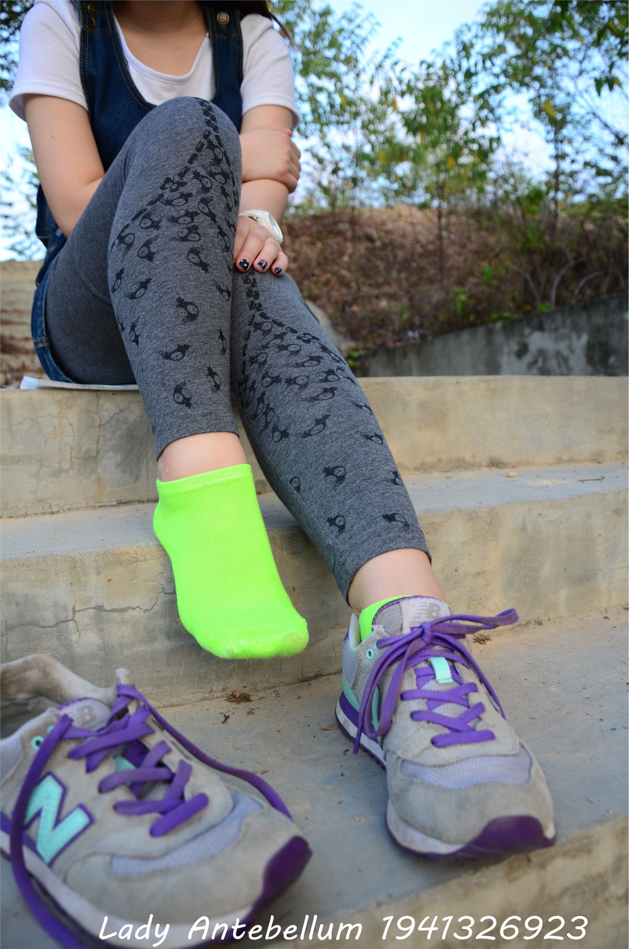 战前女神  恋足美腿棉袜女神级摄影套图 094