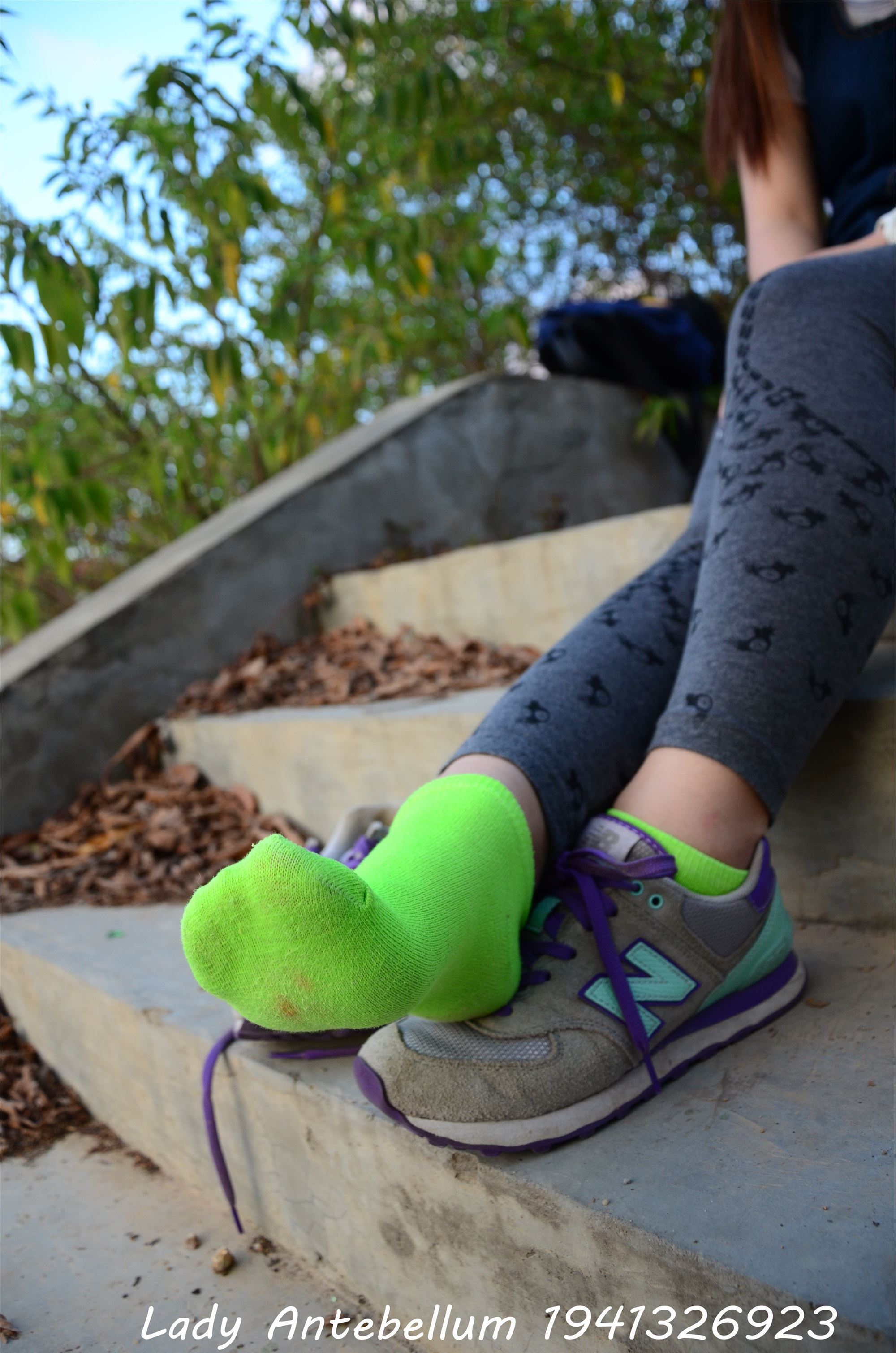 战前女神  恋足美腿棉袜女神级摄影套图 094