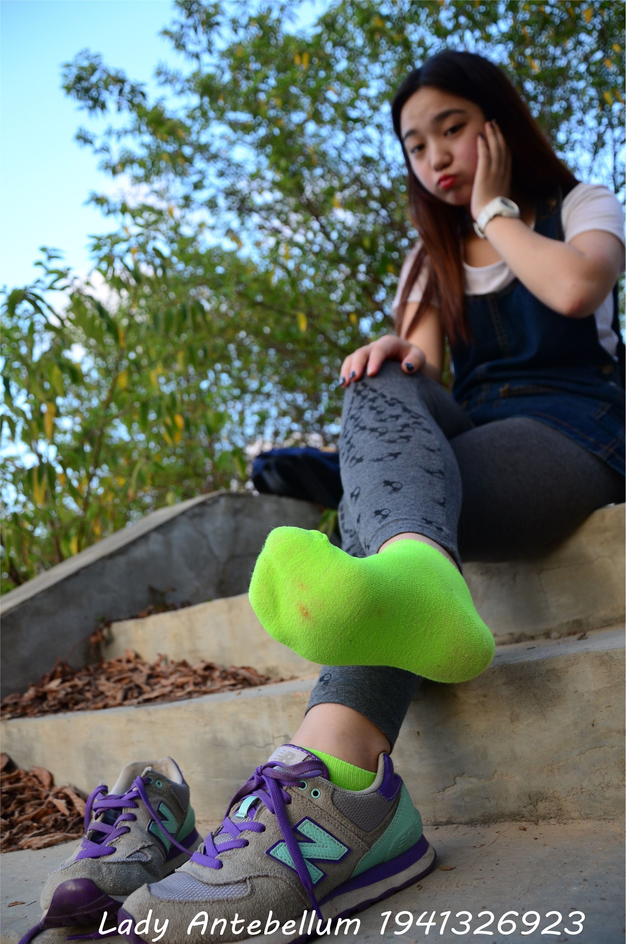 战前女神  恋足美腿棉袜女神级摄影套图 094